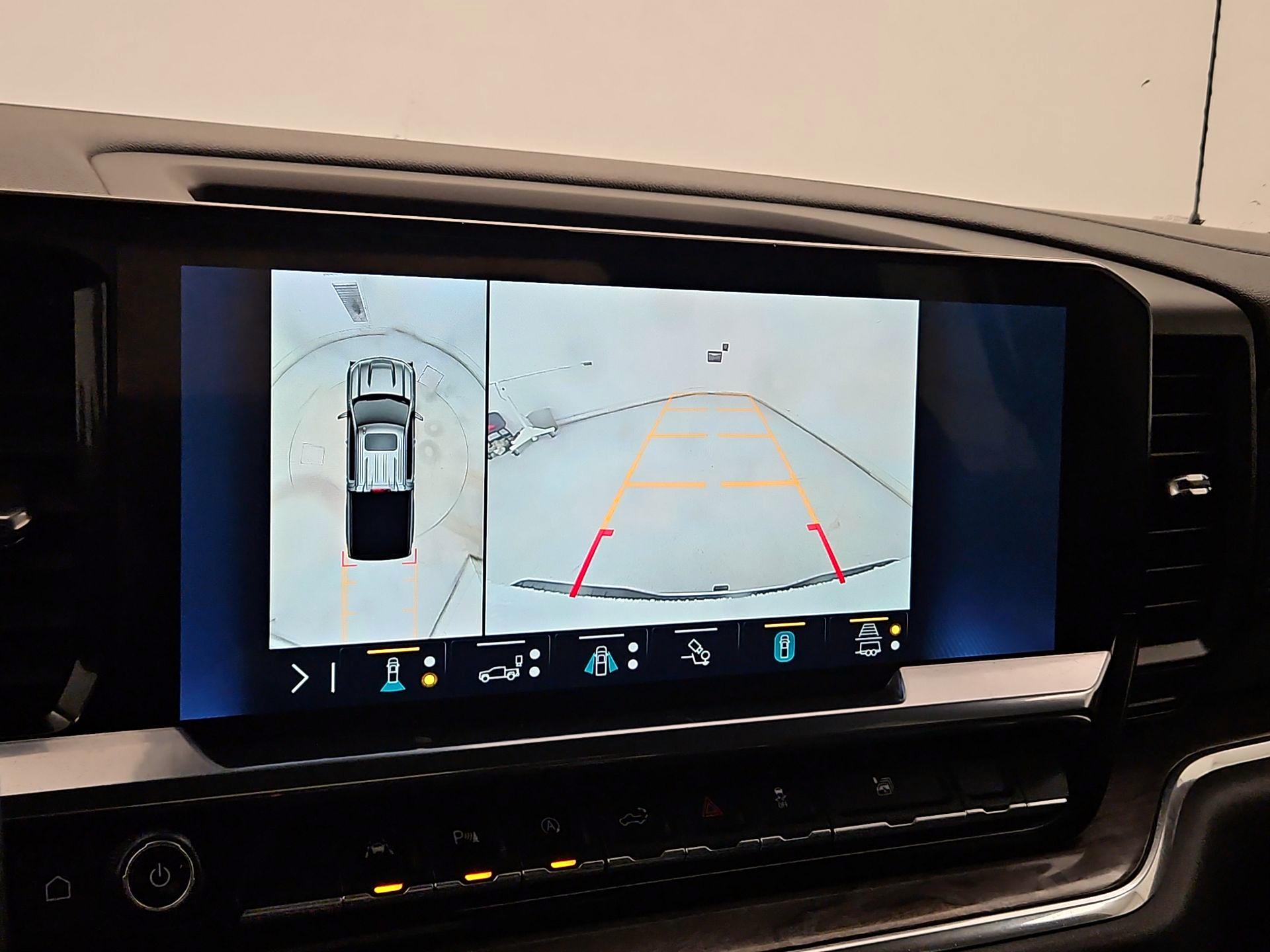 Thumbnail: 2023 Chevrolet Silverado 1500 - 14