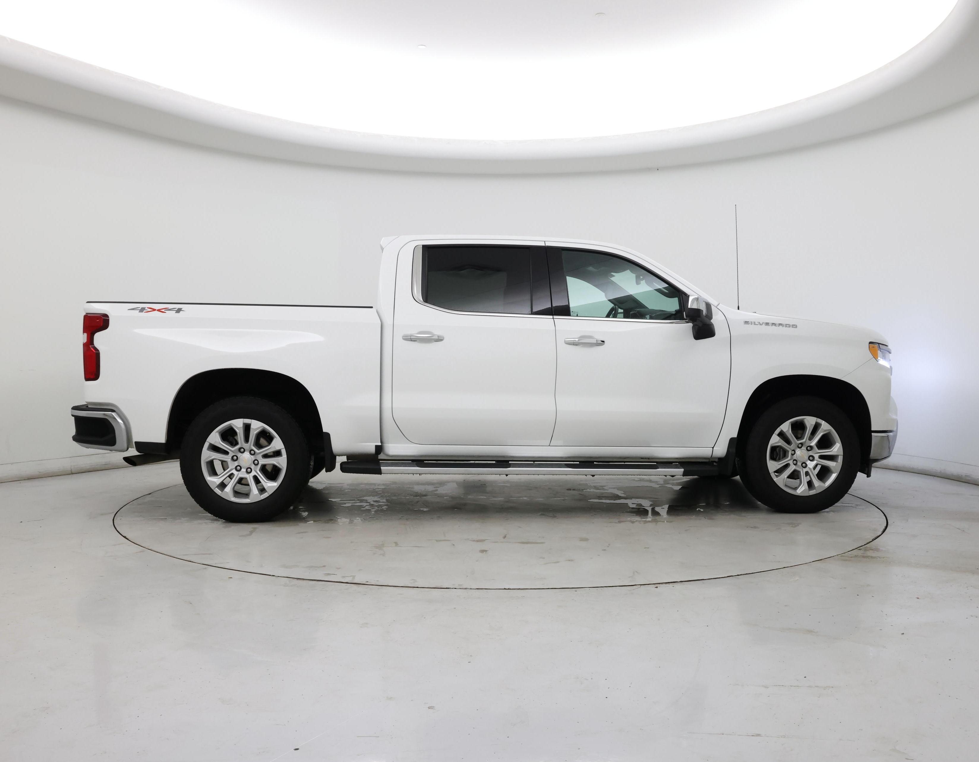 Thumbnail: 2023 Chevrolet Silverado 1500 - 7