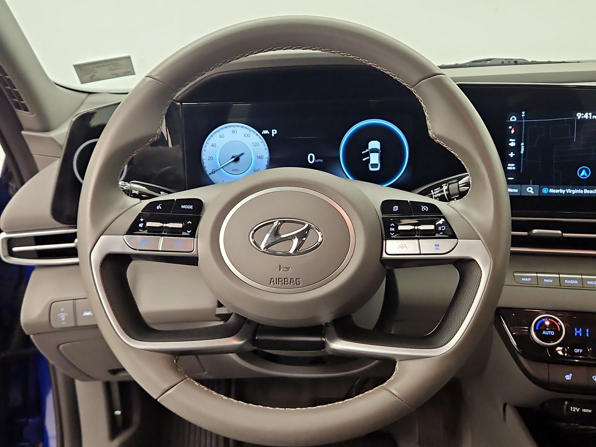 Thumbnail: 2023 Hyundai Elantra - 10