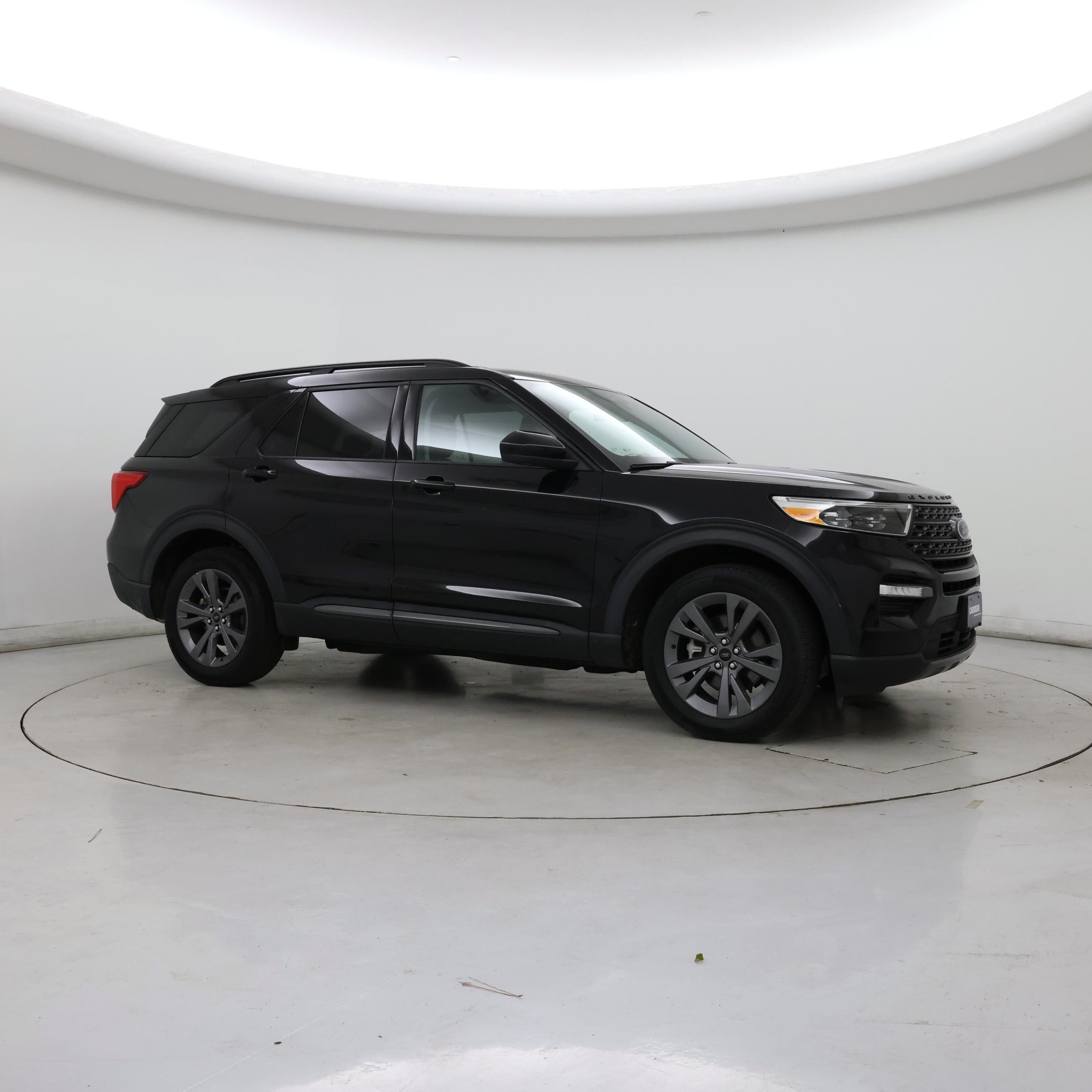 Thumbnail: 2022 Ford Explorer - 7