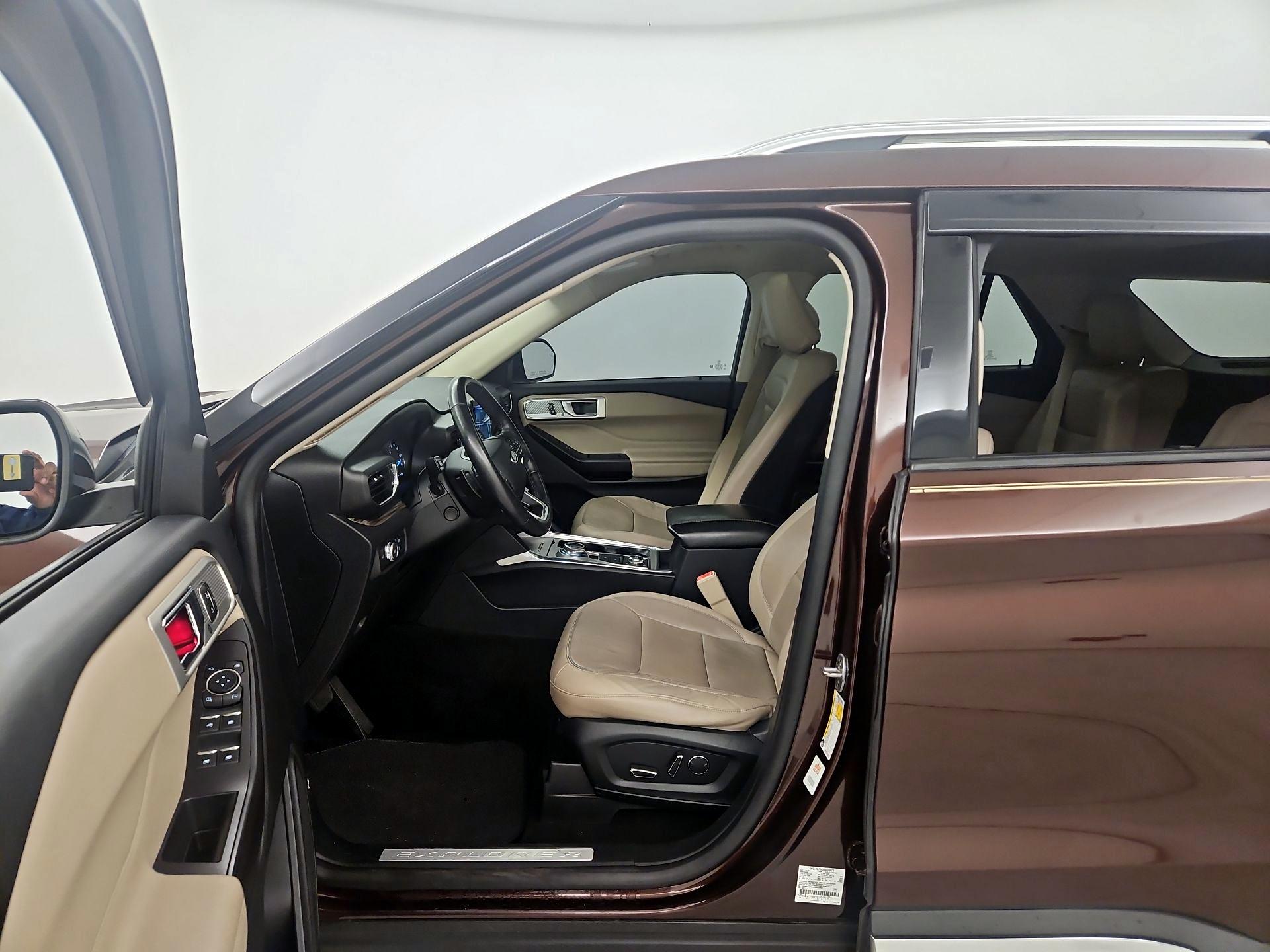 Thumbnail: 2020 Ford Explorer - 11