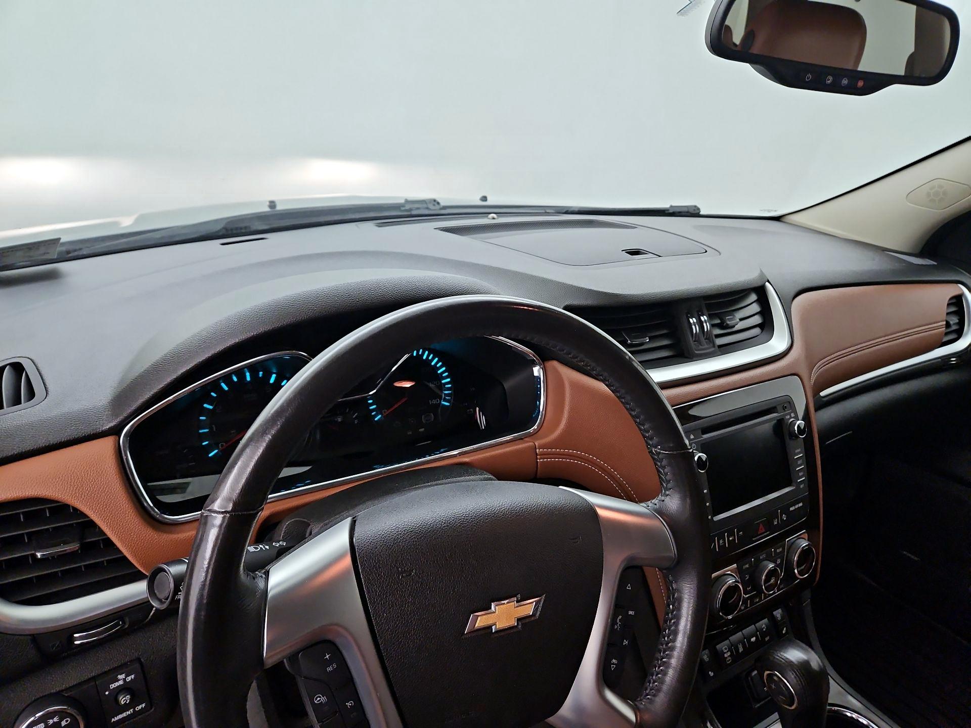 Thumbnail: 2016 Chevrolet Traverse - 9