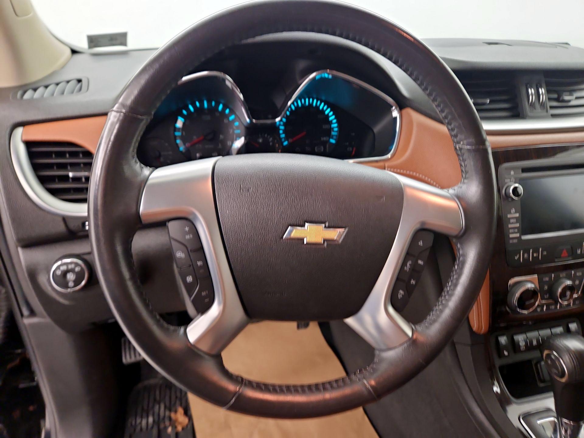 Thumbnail: 2016 Chevrolet Traverse - 10