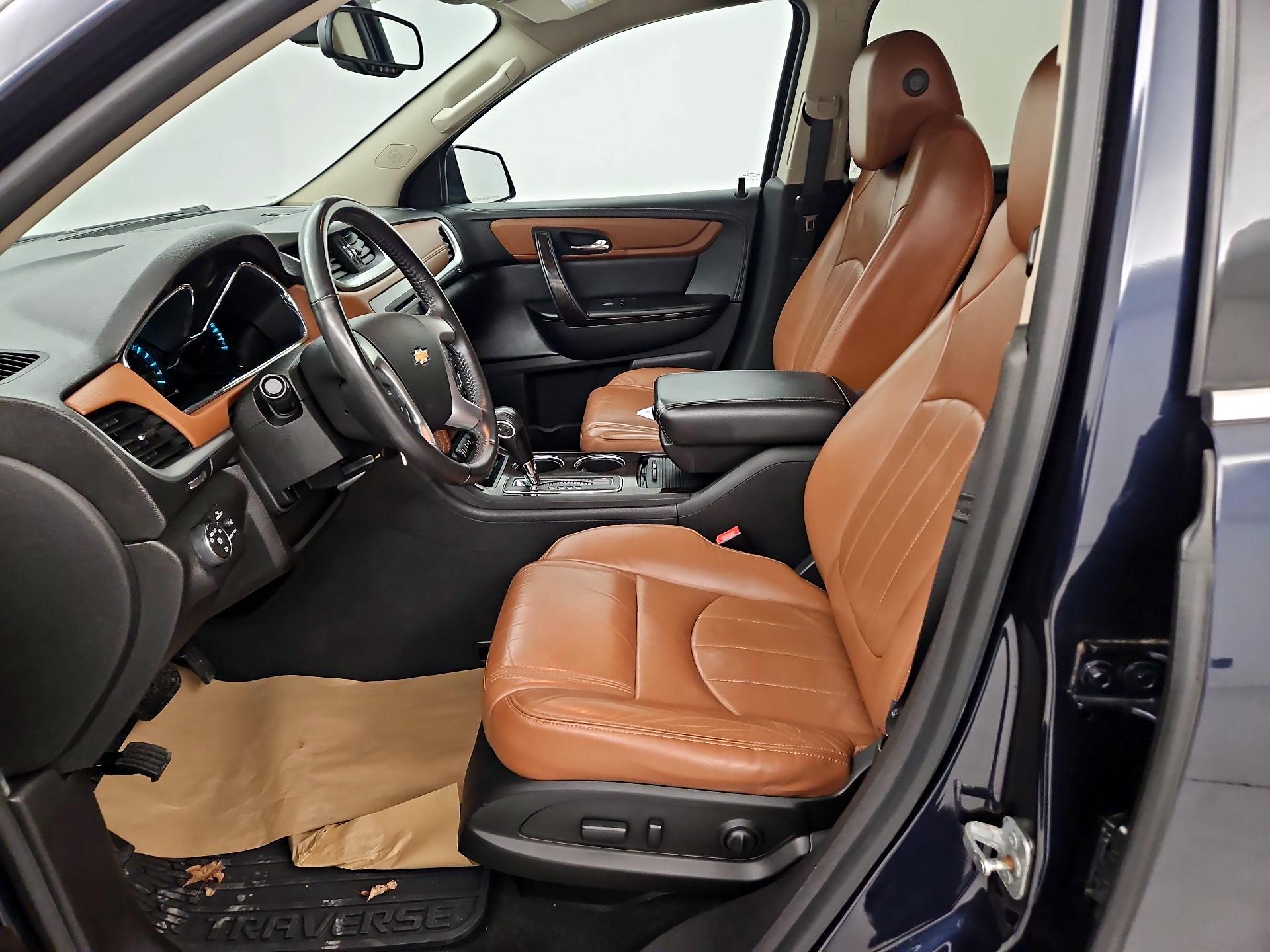 Thumbnail: 2016 Chevrolet Traverse - 11