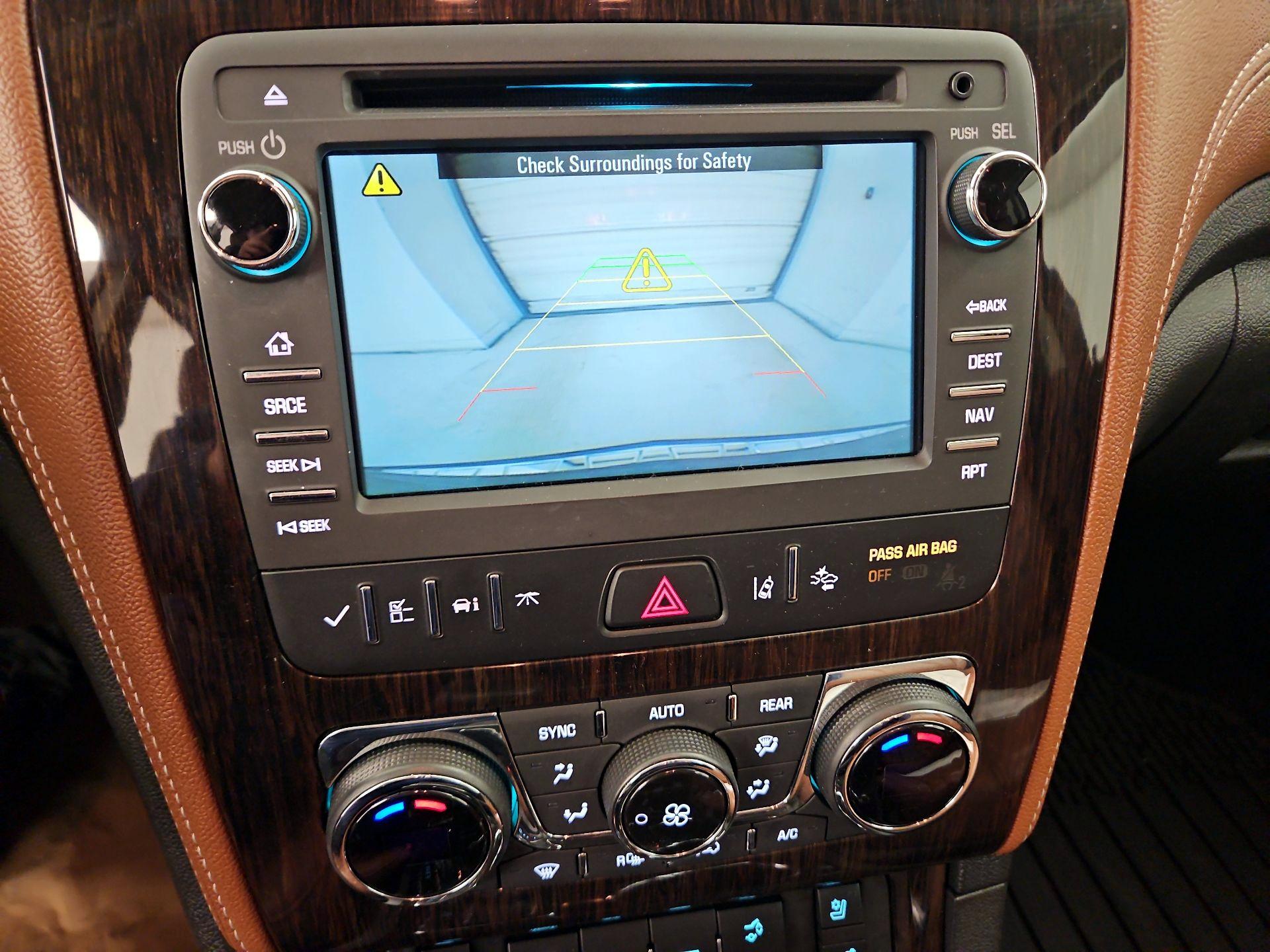 Thumbnail: 2016 Chevrolet Traverse - 15