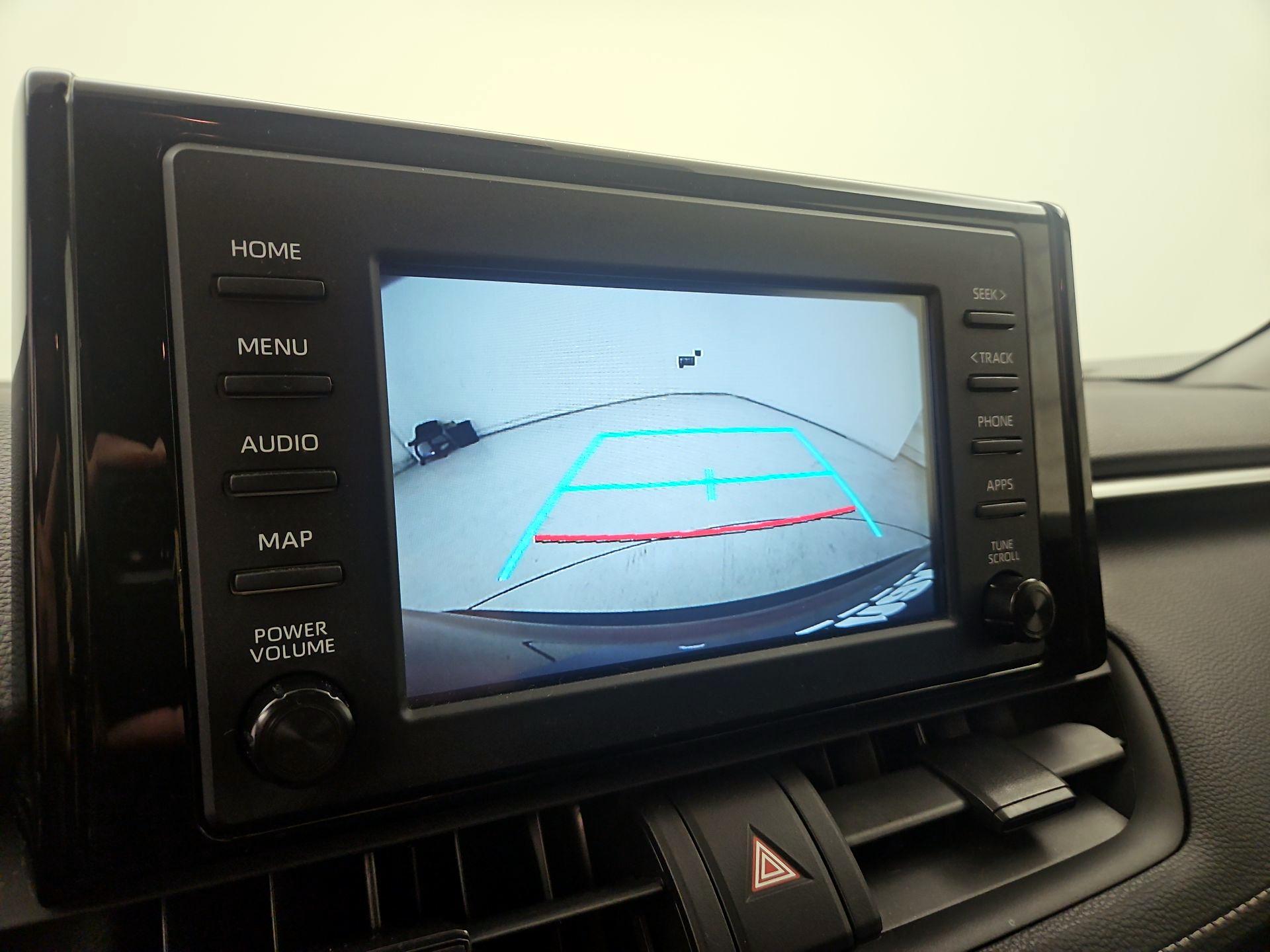 Thumbnail: 2019 Toyota RAV4 - 15