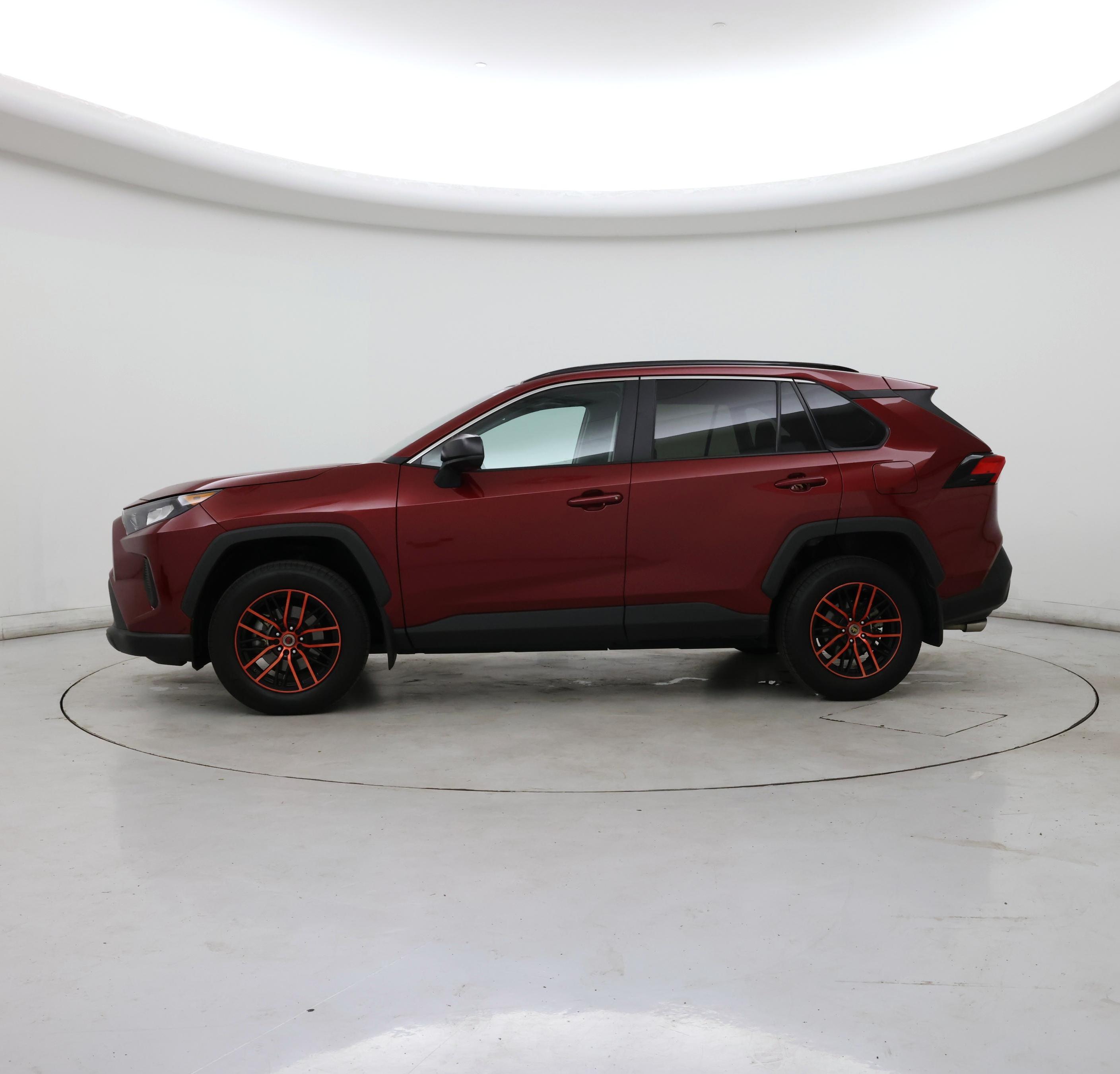 Thumbnail: 2019 Toyota RAV4 - 3