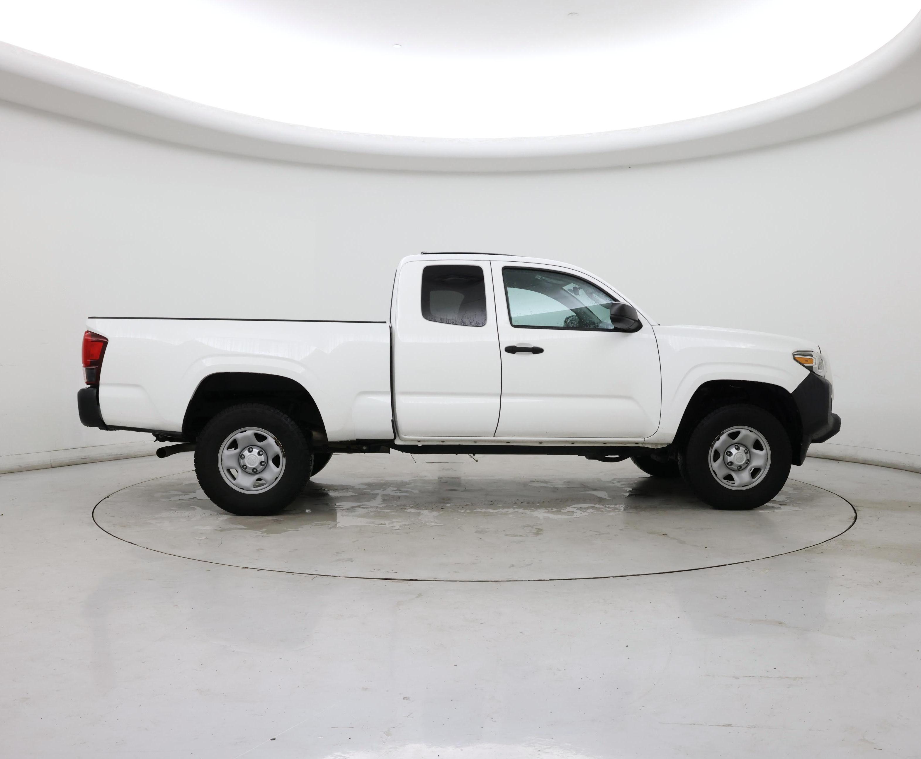 Thumbnail: 2019 Toyota Tacoma - 7