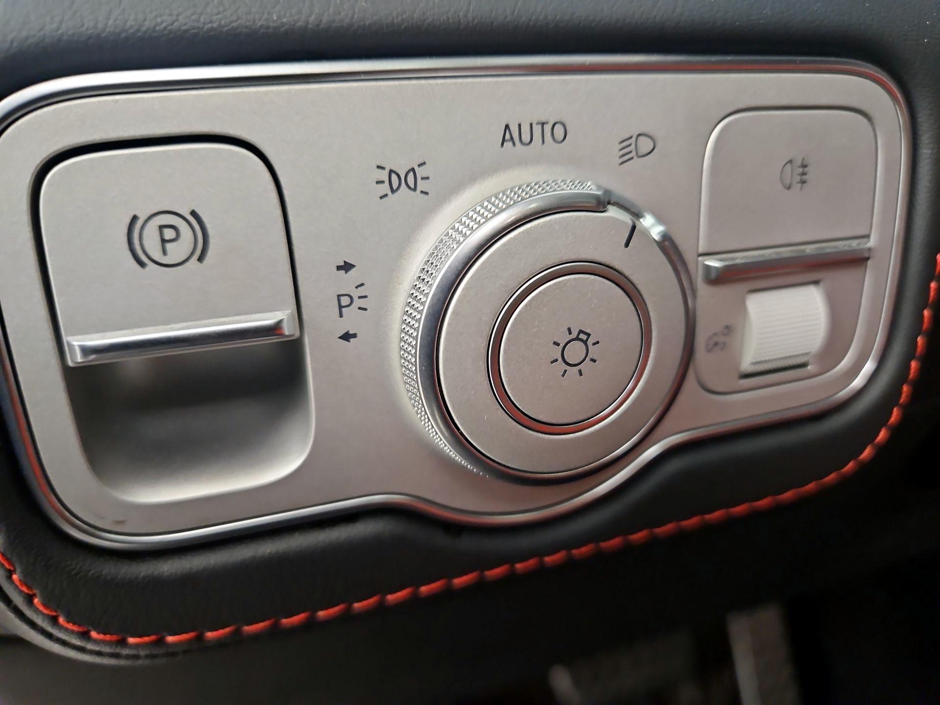 Thumbnail: 2023 Mercedes-Benz GL-Class - 13