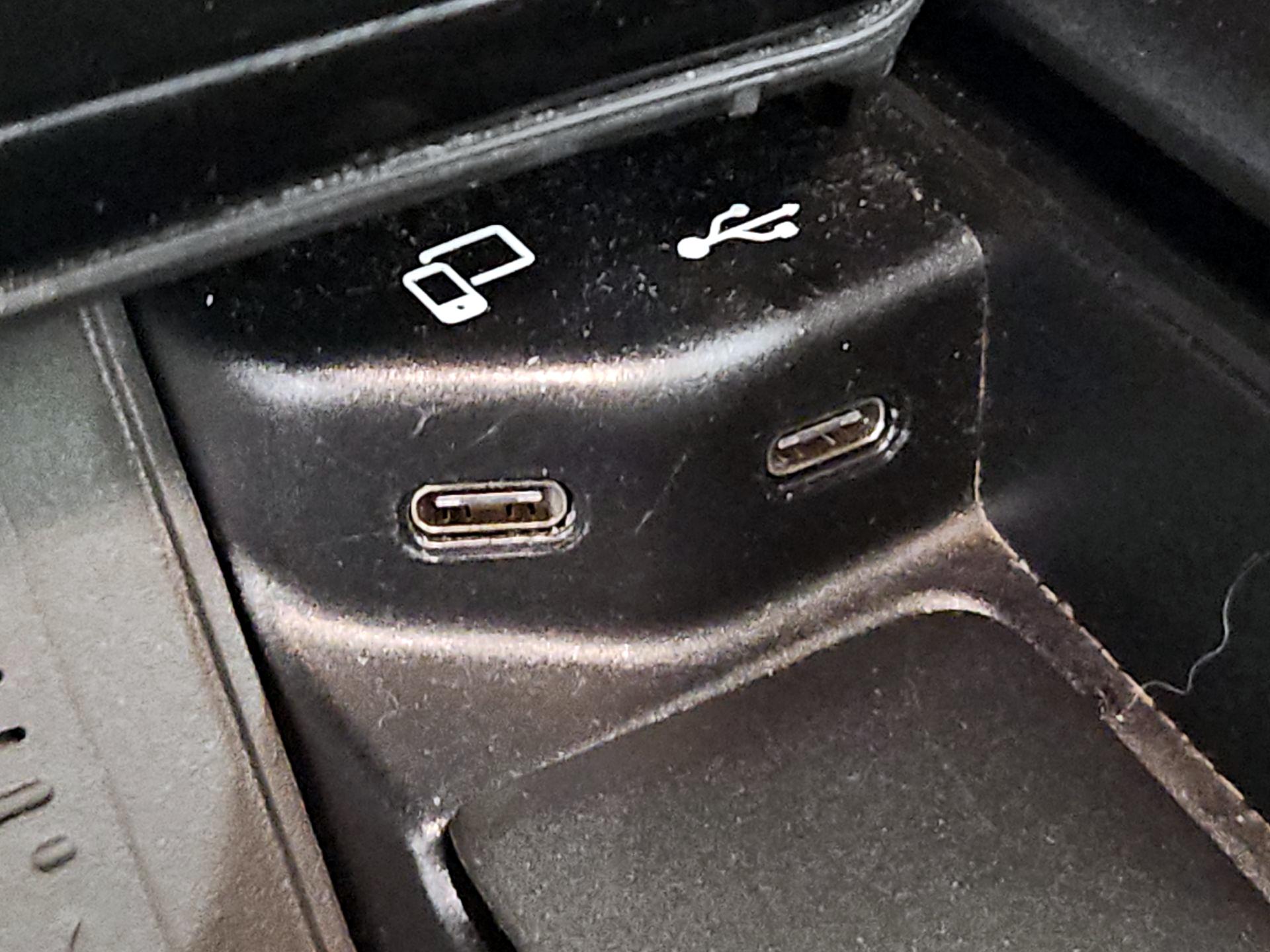 Thumbnail: 2023 Mercedes-Benz GL-Class - 19