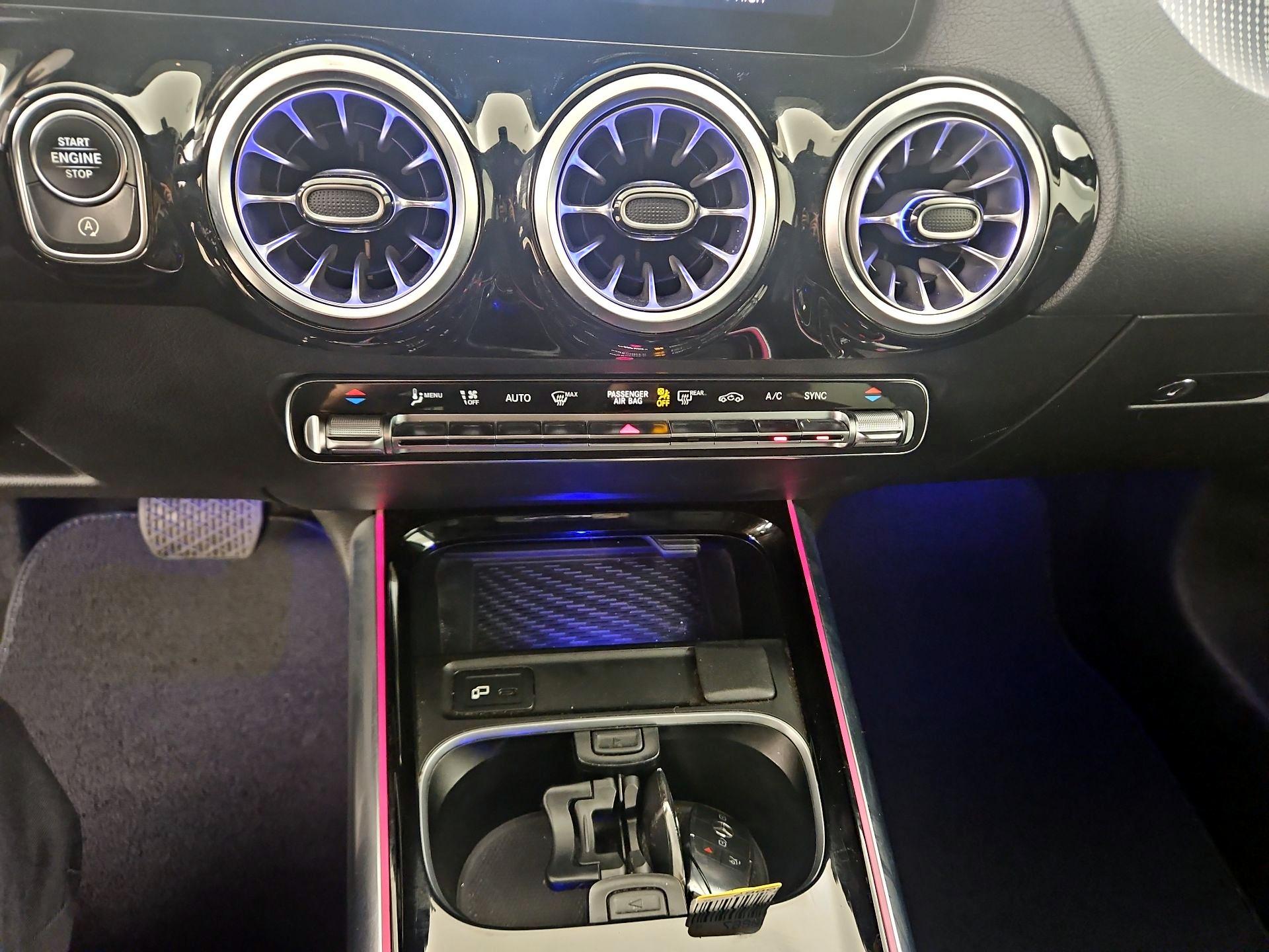 Thumbnail: 2023 Mercedes-Benz GLA - 16