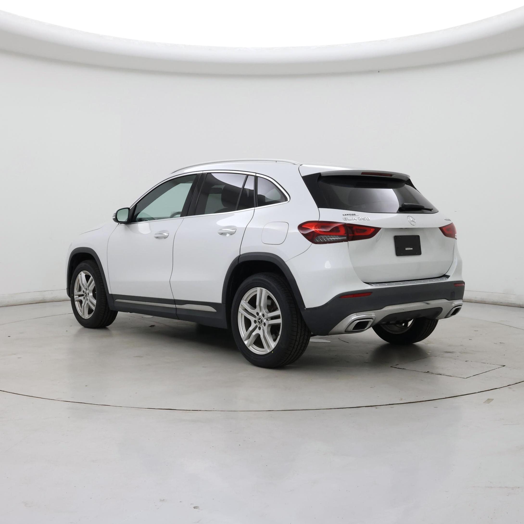 Thumbnail: 2023 Mercedes-Benz GLA - 2