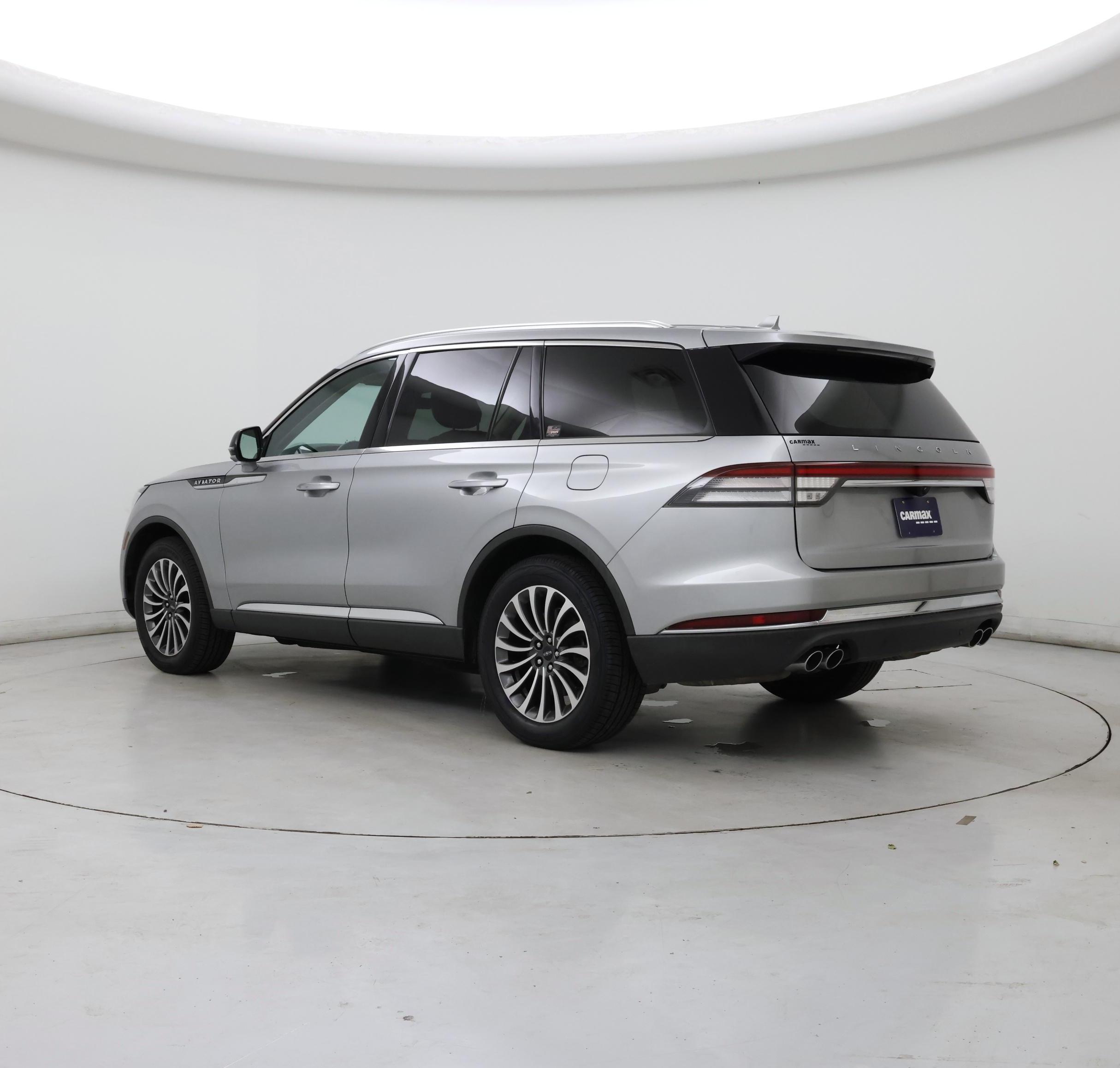 Thumbnail: 2020 Lincoln Aviator - 2