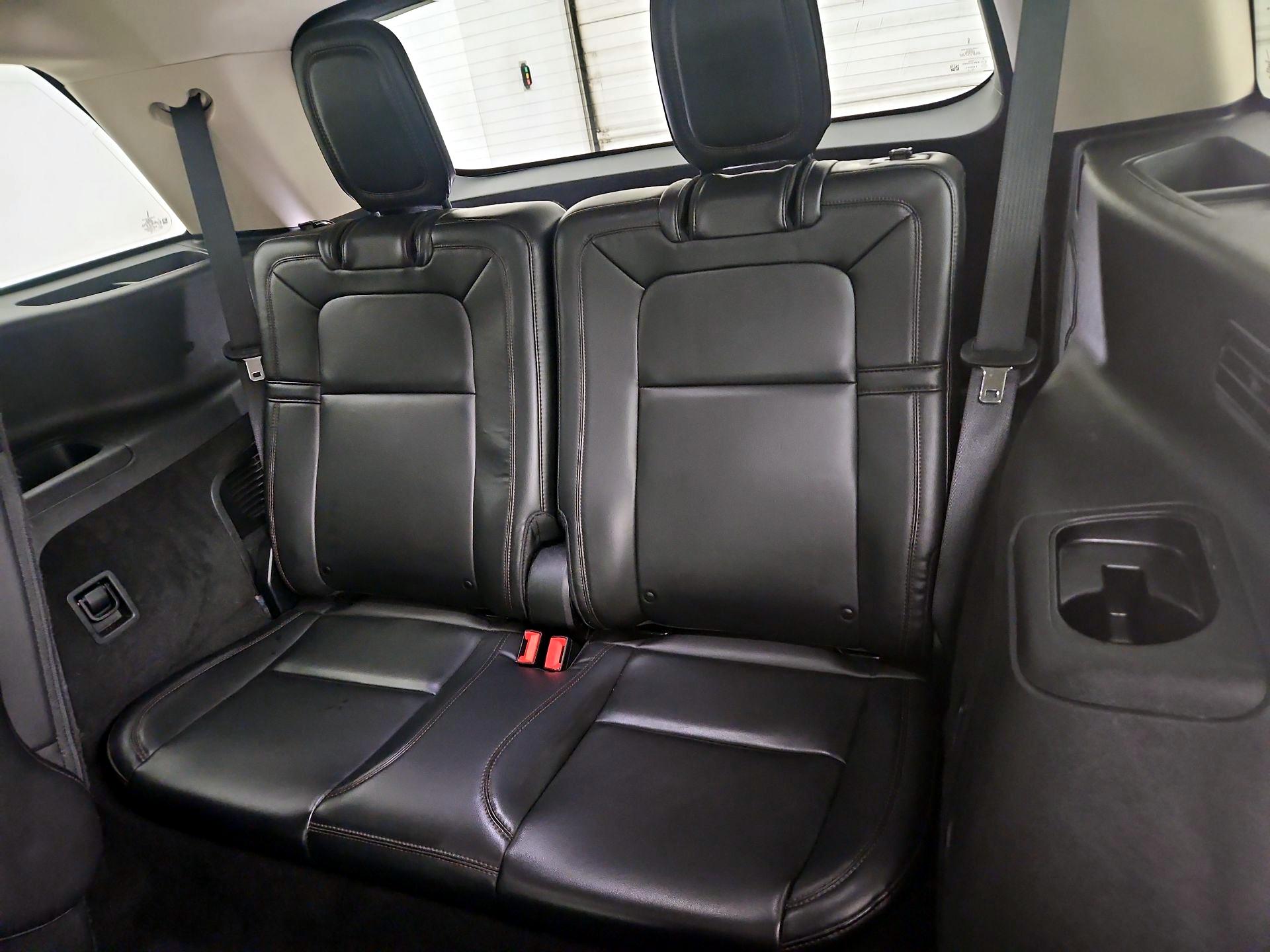 Thumbnail: 2020 Lincoln Aviator - 20