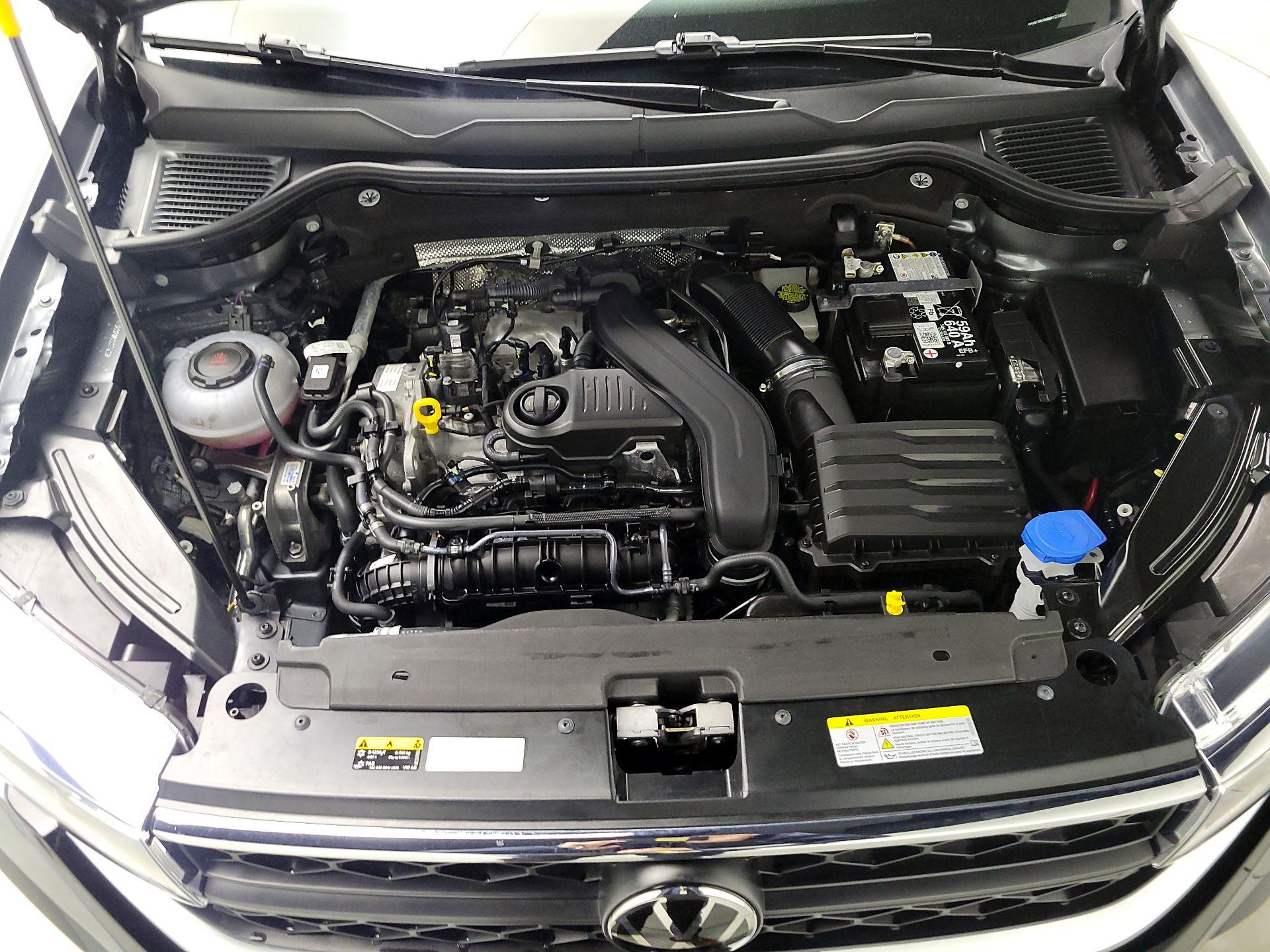 Thumbnail: 2024 Volkswagen Taos - 17