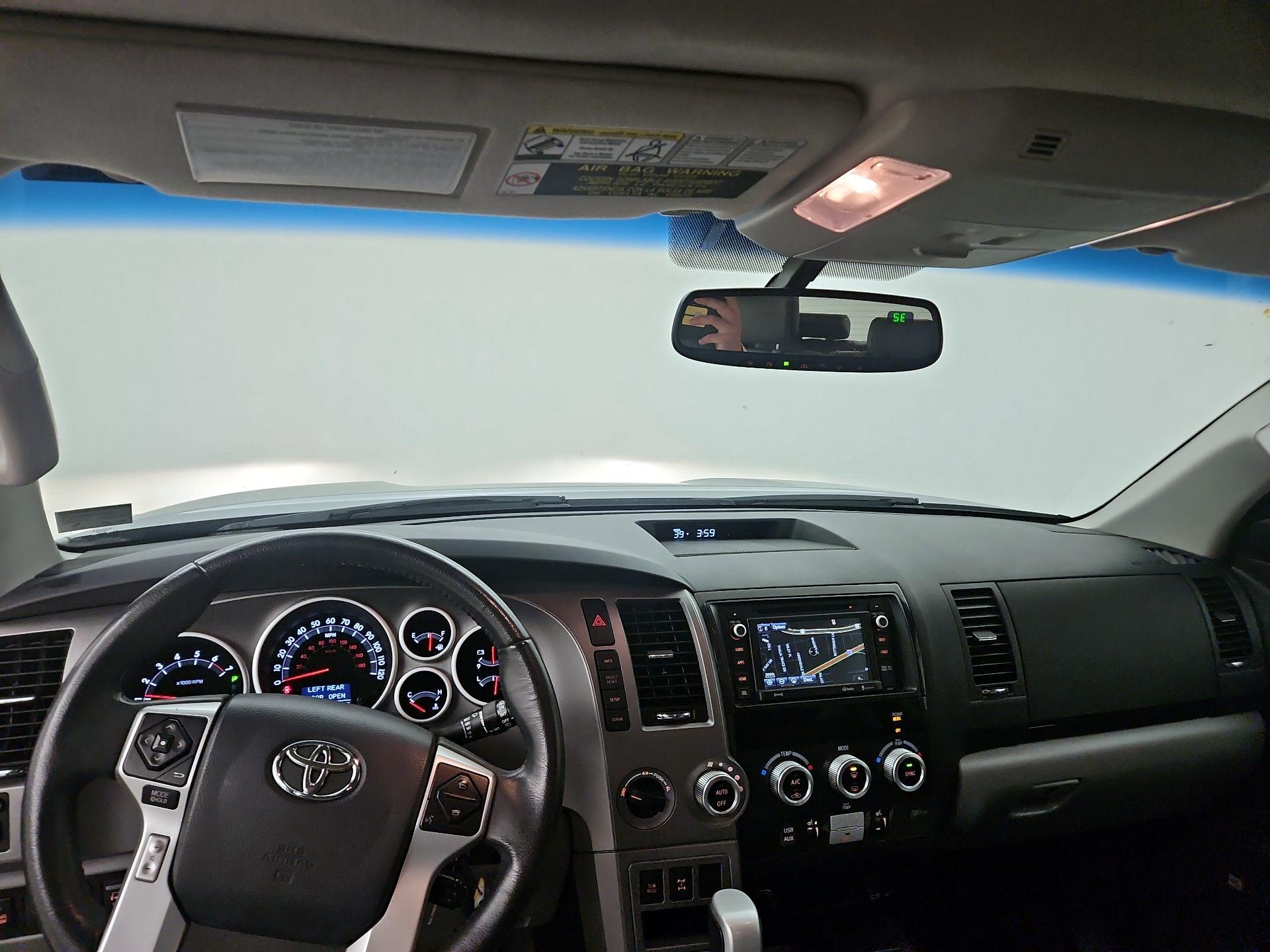 Thumbnail: 2017 Toyota Sequoia - 9