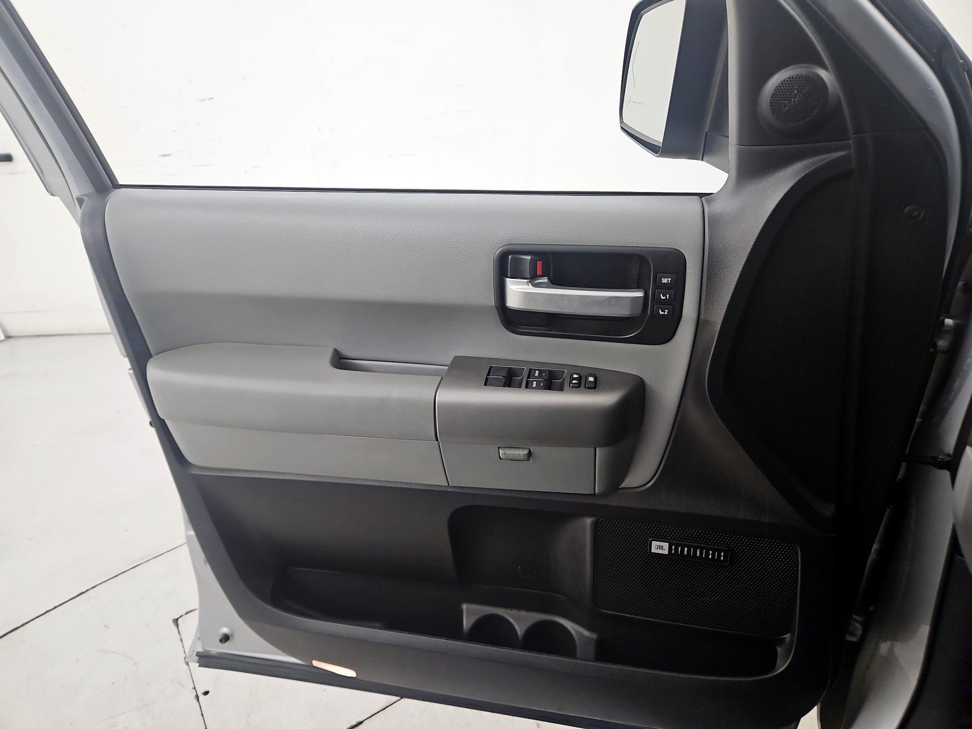 Thumbnail: 2017 Toyota Sequoia - 12