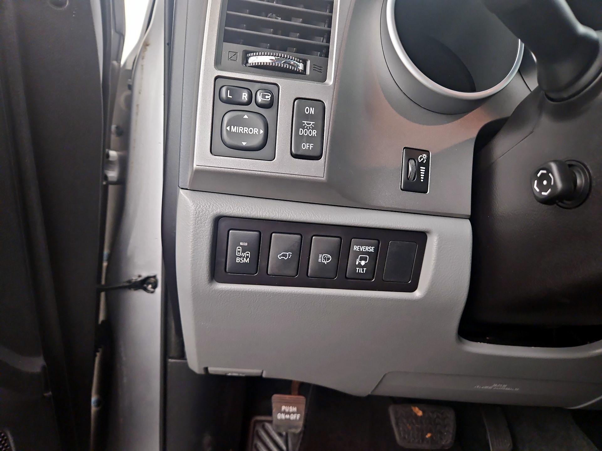 Thumbnail: 2017 Toyota Sequoia - 13