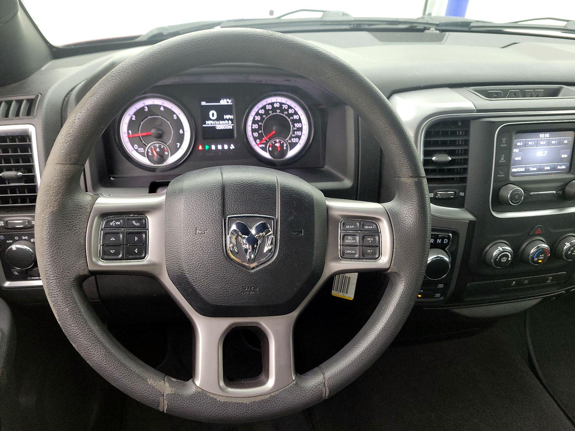 Thumbnail: 2022 RAM 1500 Classic - 10