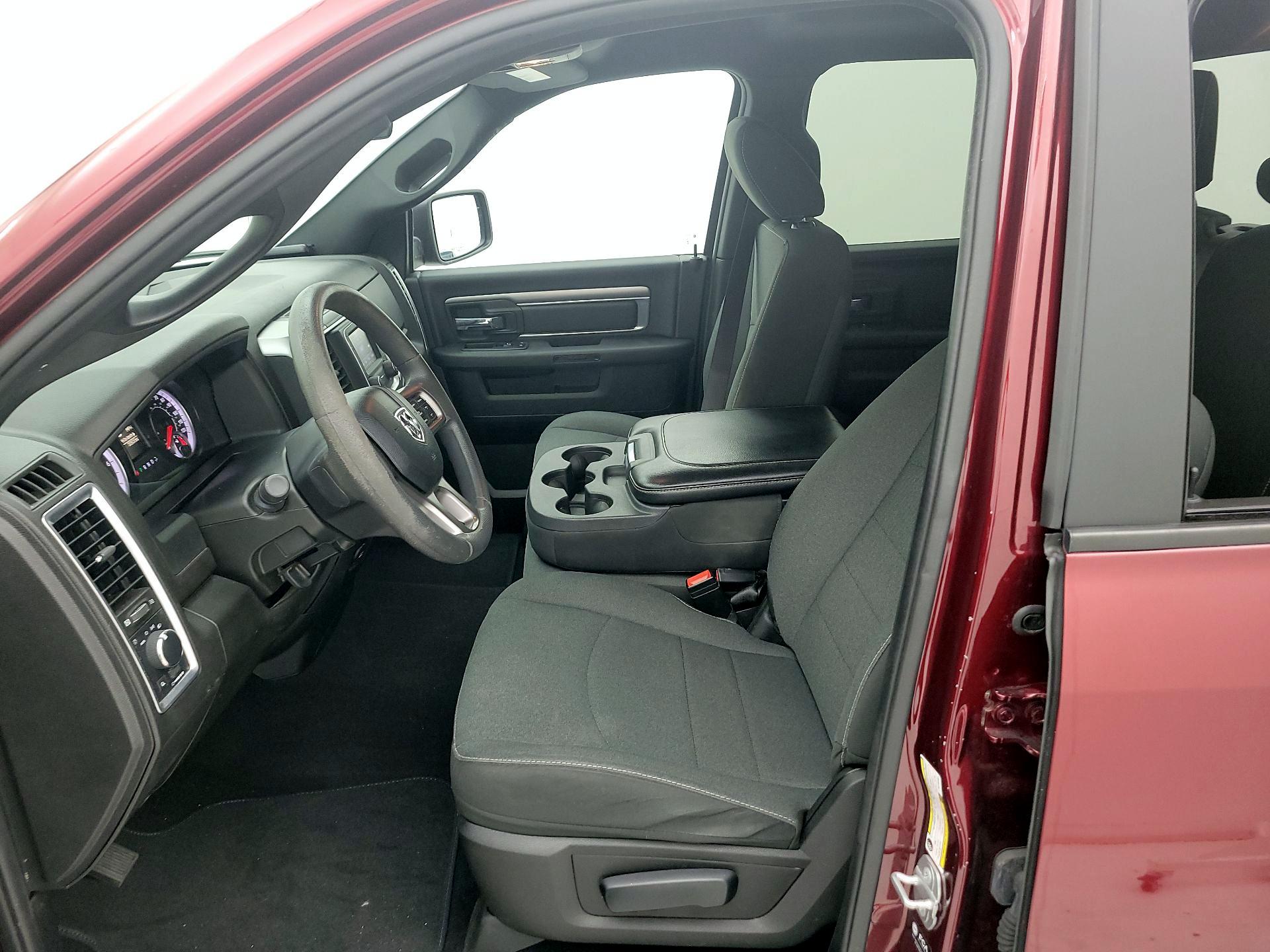 Thumbnail: 2022 RAM 1500 Classic - 11