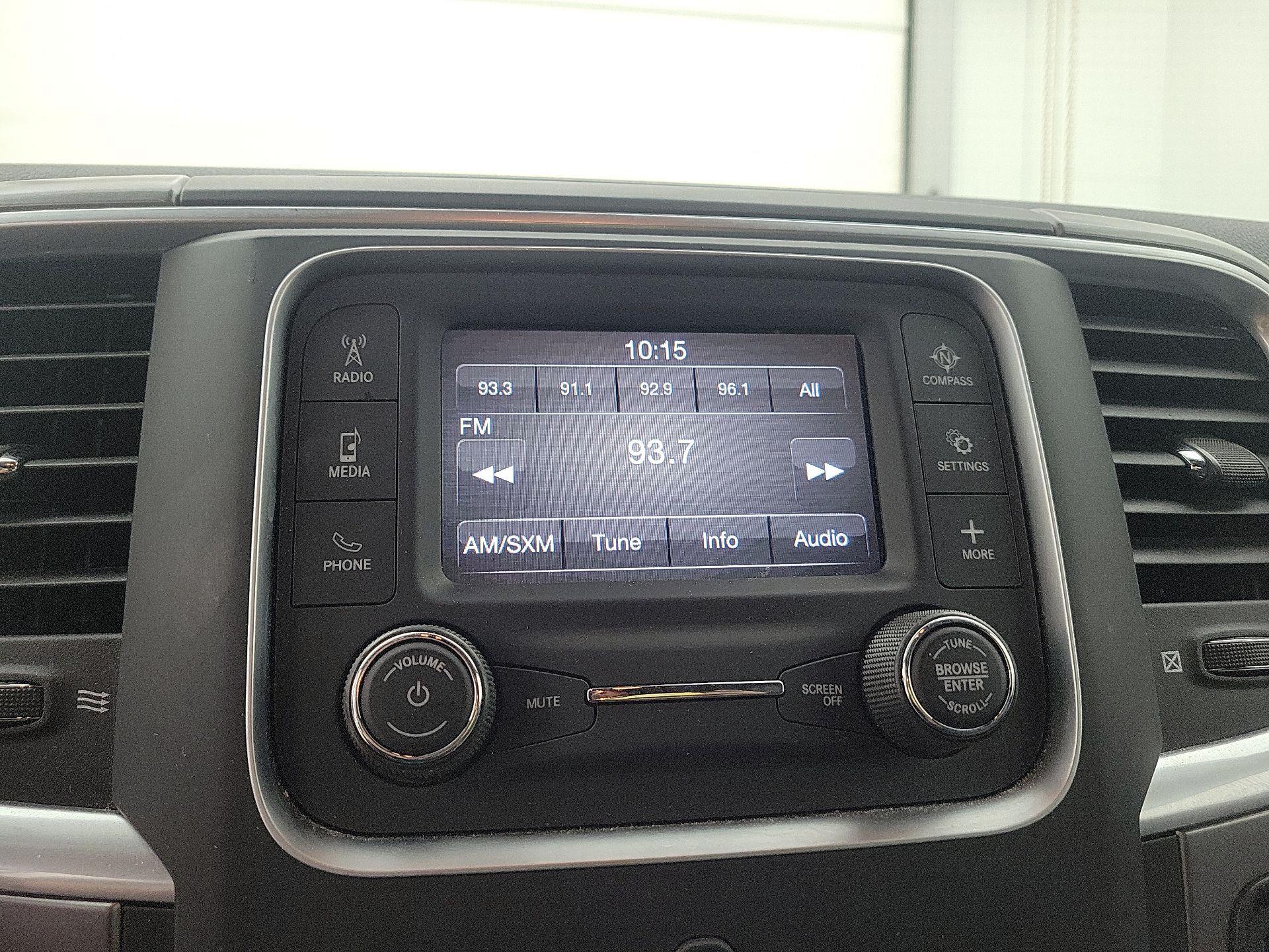 Thumbnail: 2022 RAM 1500 Classic - 15