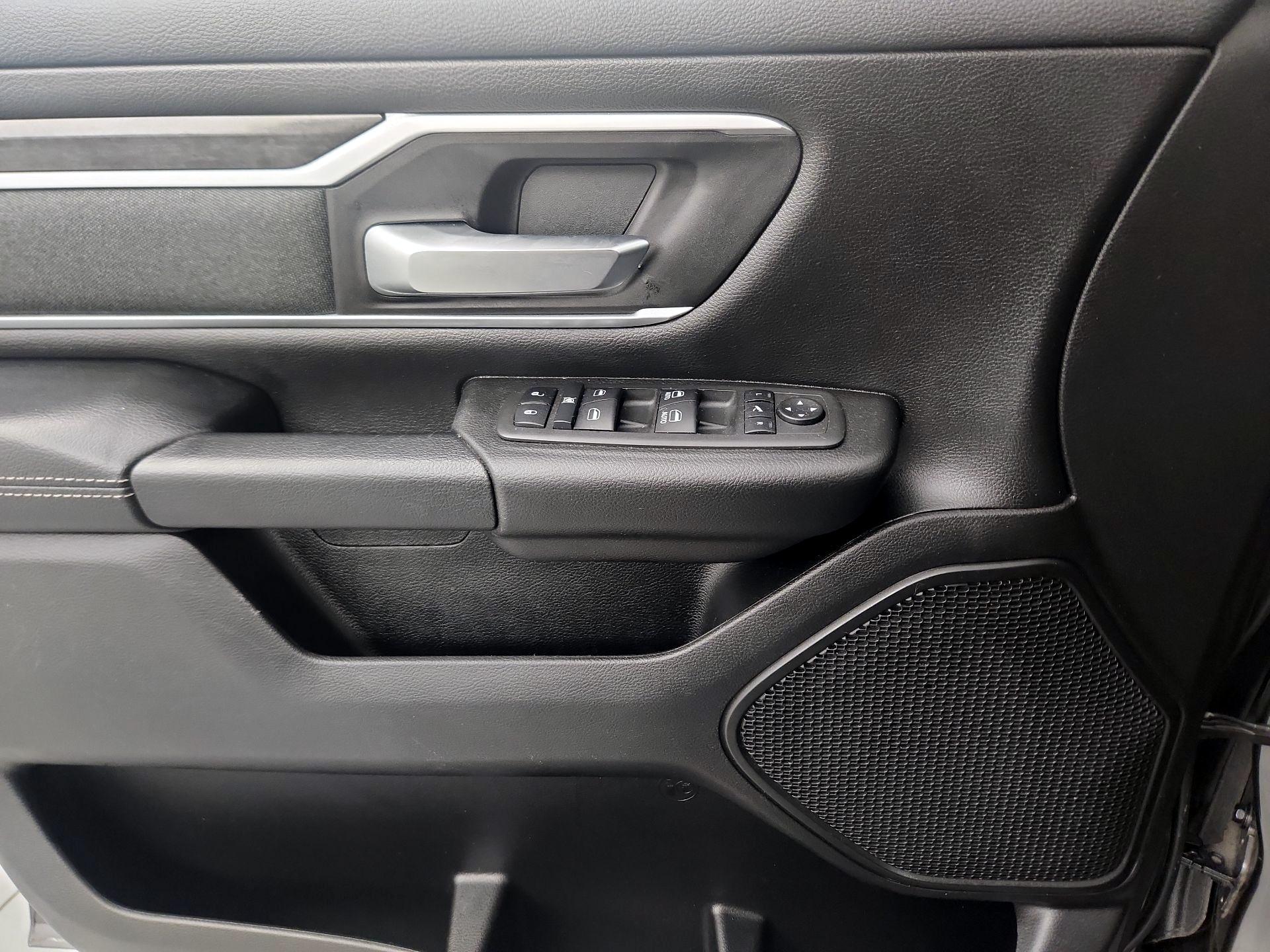 Thumbnail: 2022 RAM 1500 - 10