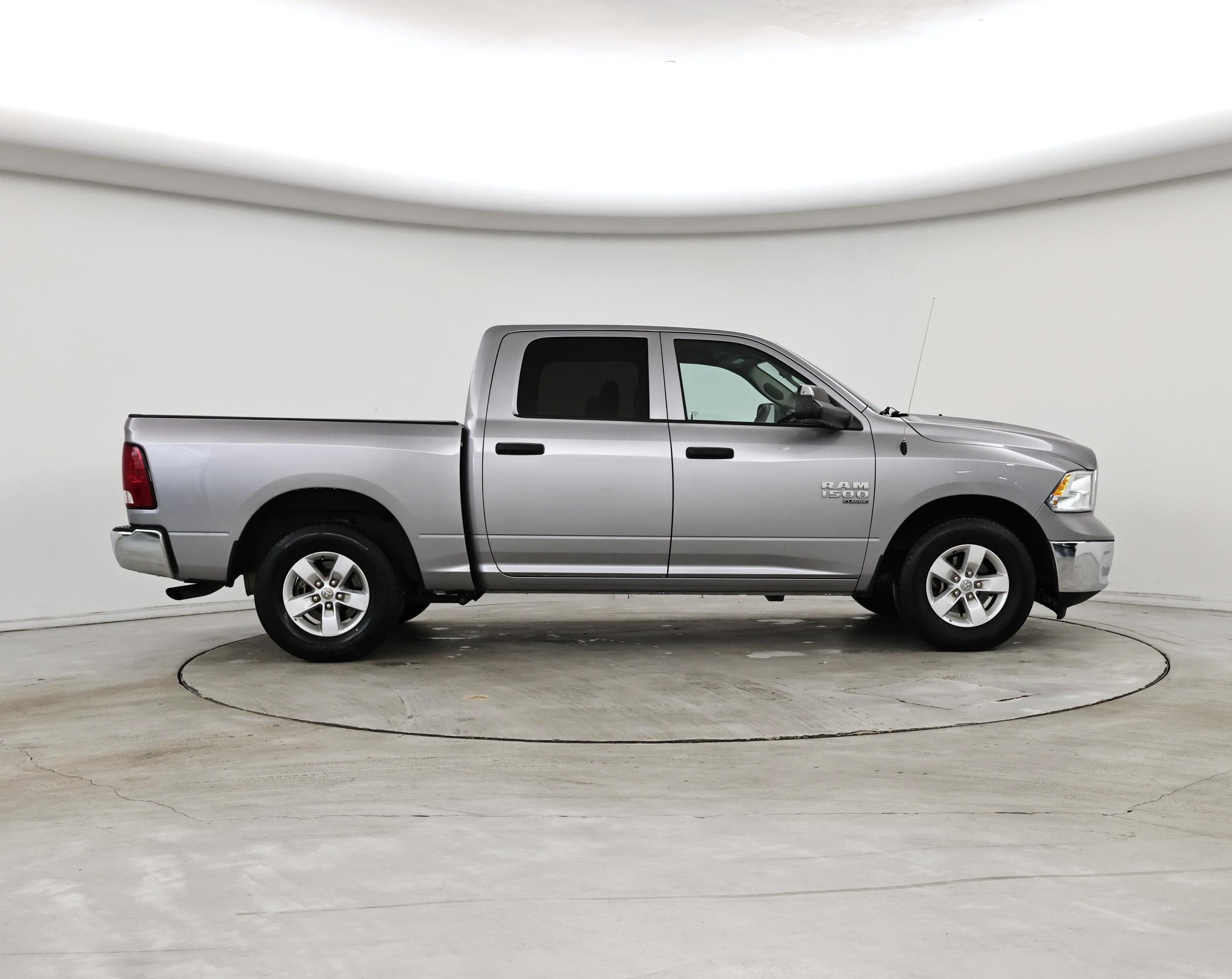 Thumbnail: 2023 RAM 1500 Classic - 7