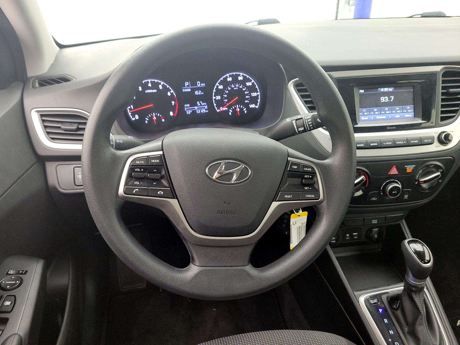 Thumbnail: 2022 Hyundai Accent - 10