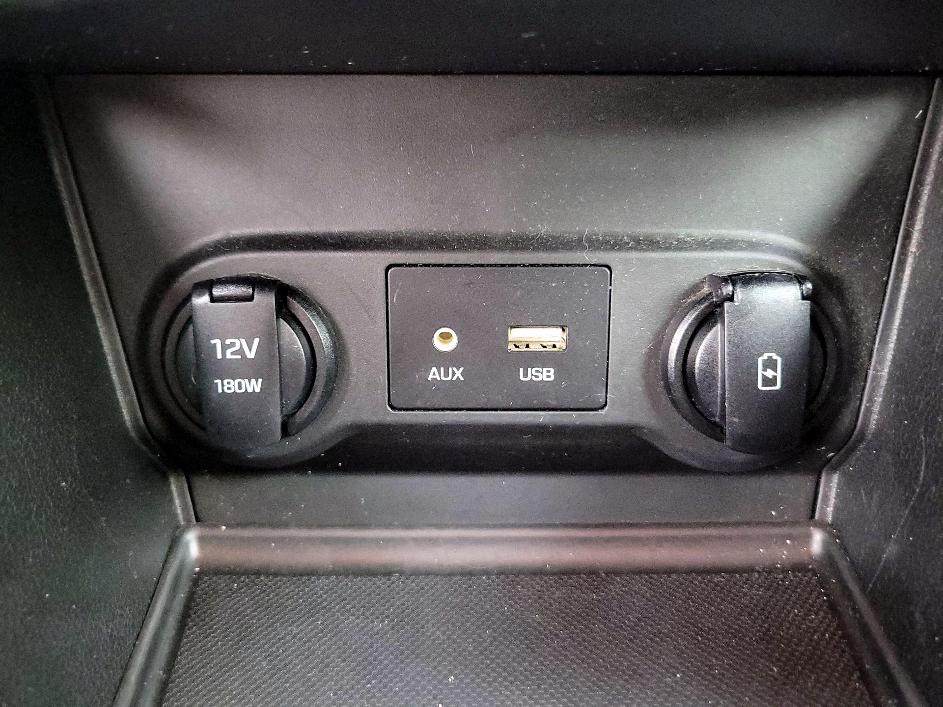 Thumbnail: 2022 Hyundai Accent - 18