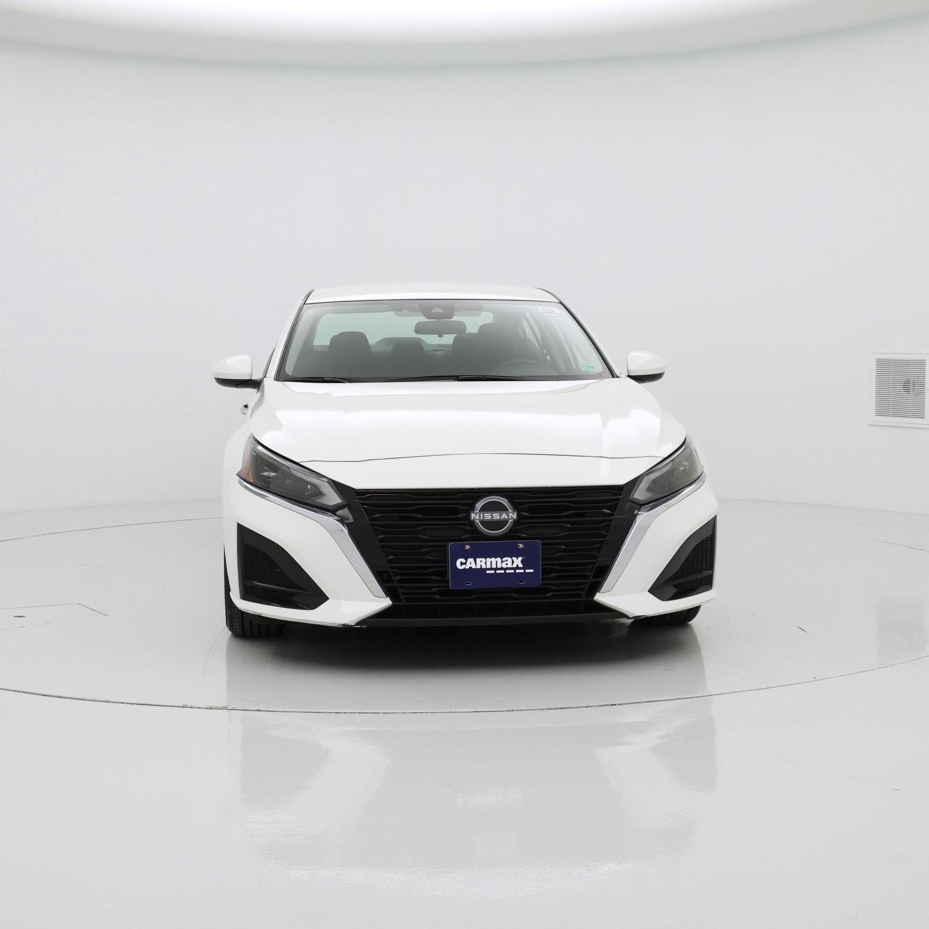 Thumbnail: 2023 Nissan Altima - 5