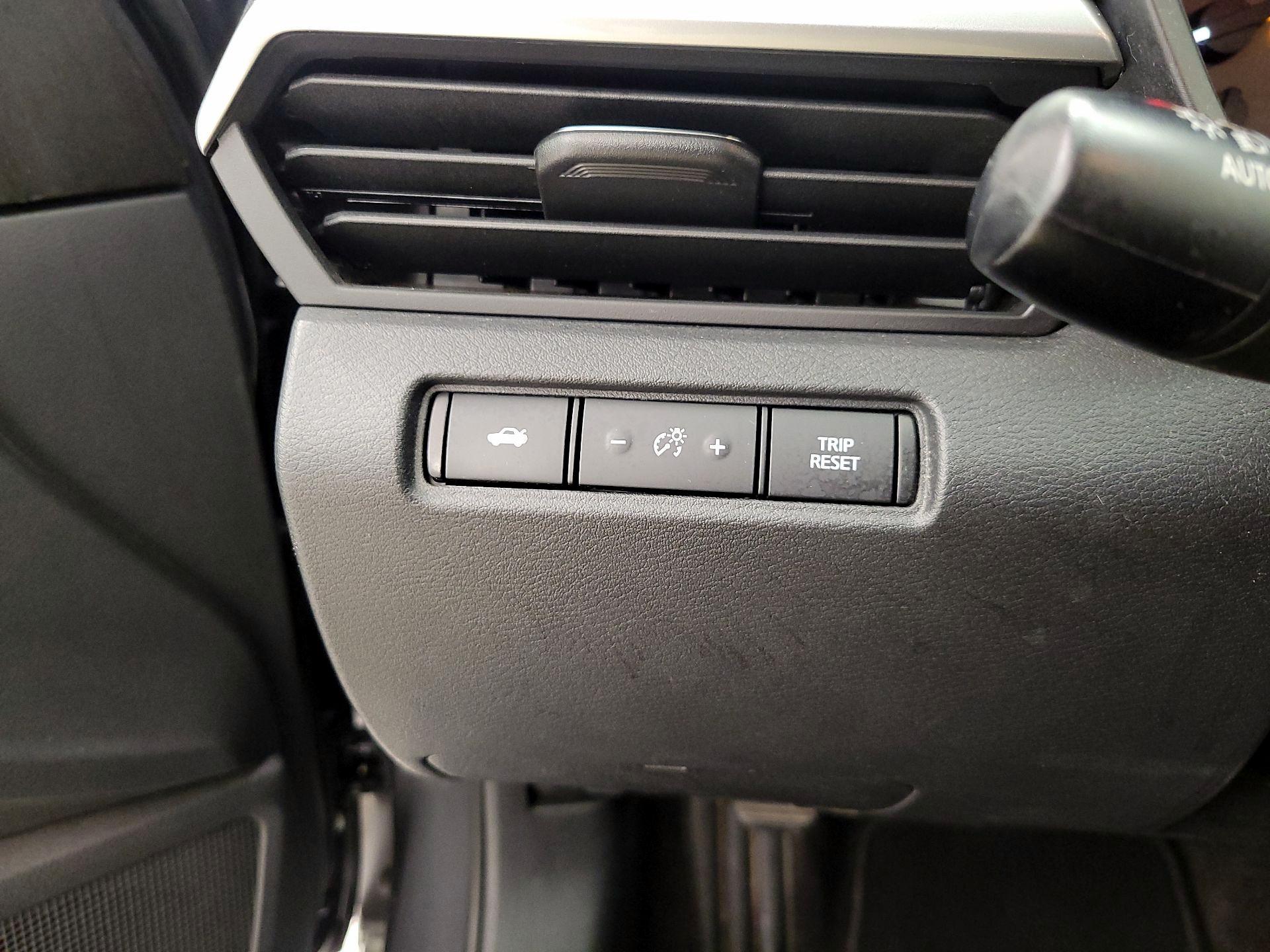 Thumbnail: 2022 Nissan Altima - 13