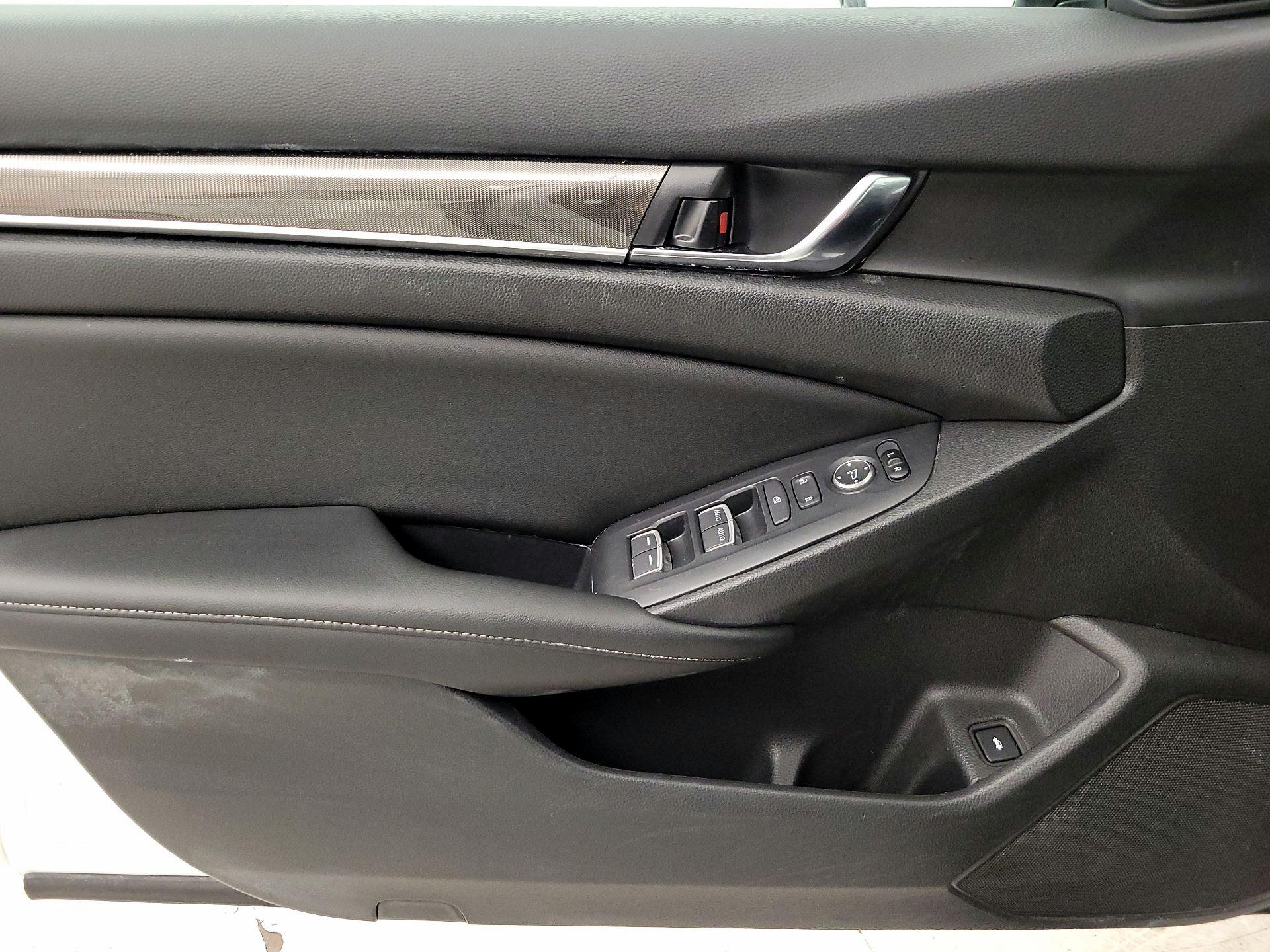 Thumbnail: 2022 Honda Accord - 12