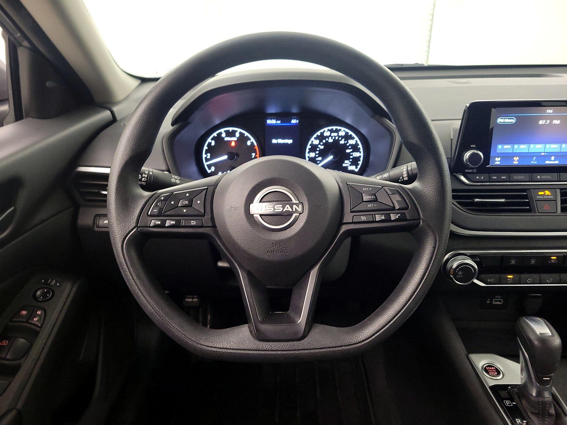 Thumbnail: 2023 Nissan Altima - 10