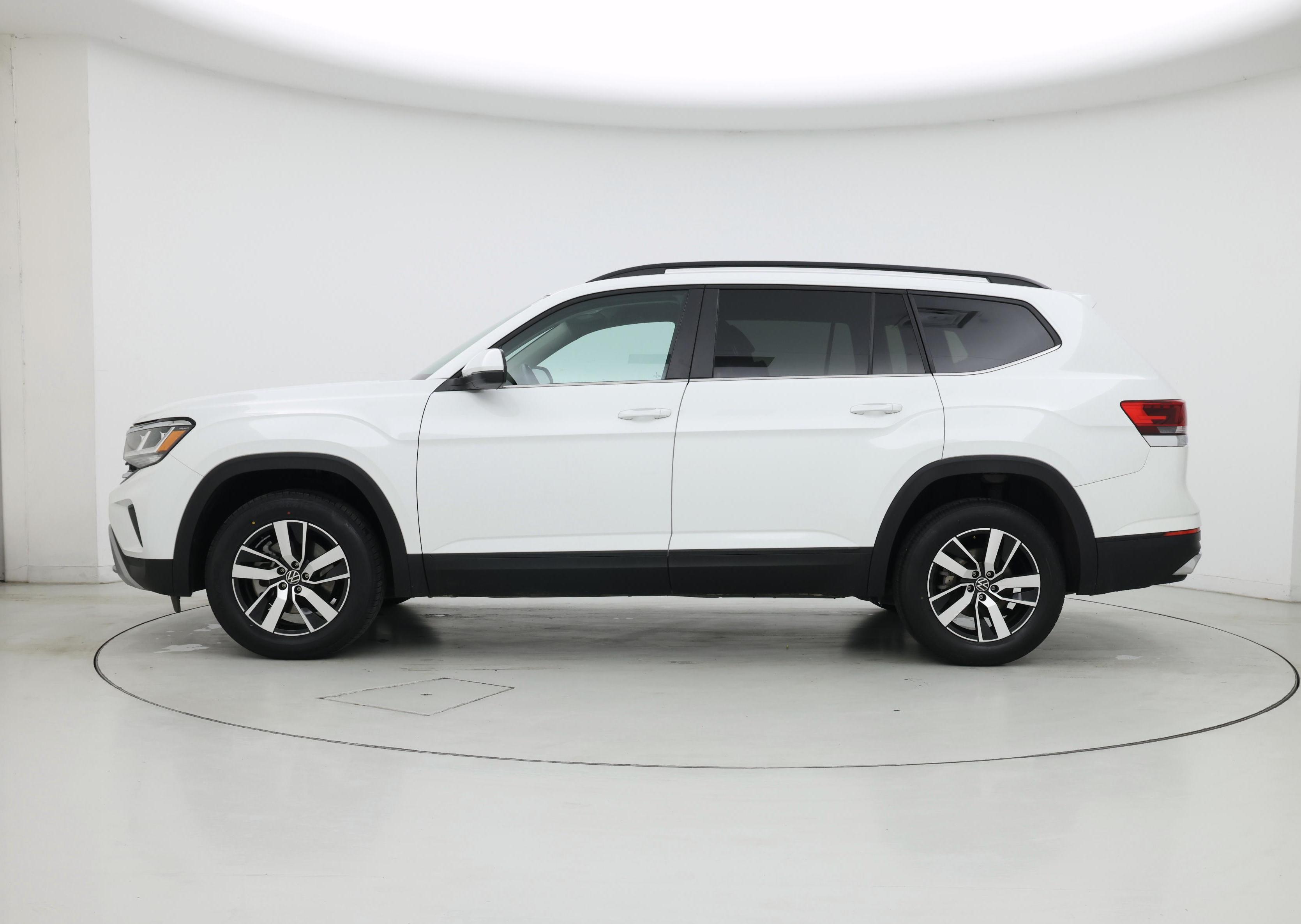 Thumbnail: 2023 Volkswagen Atlas - 3