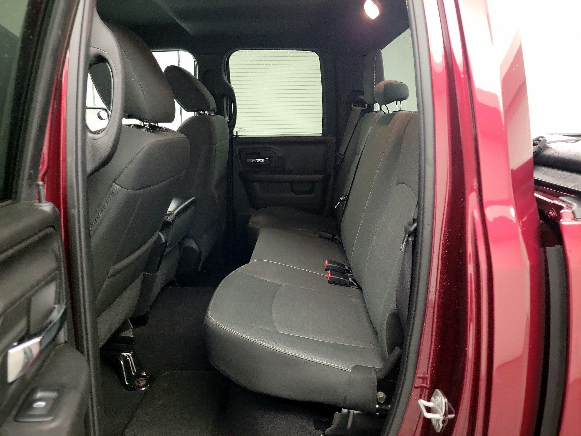 Thumbnail: 2022 RAM 1500 Classic - 17