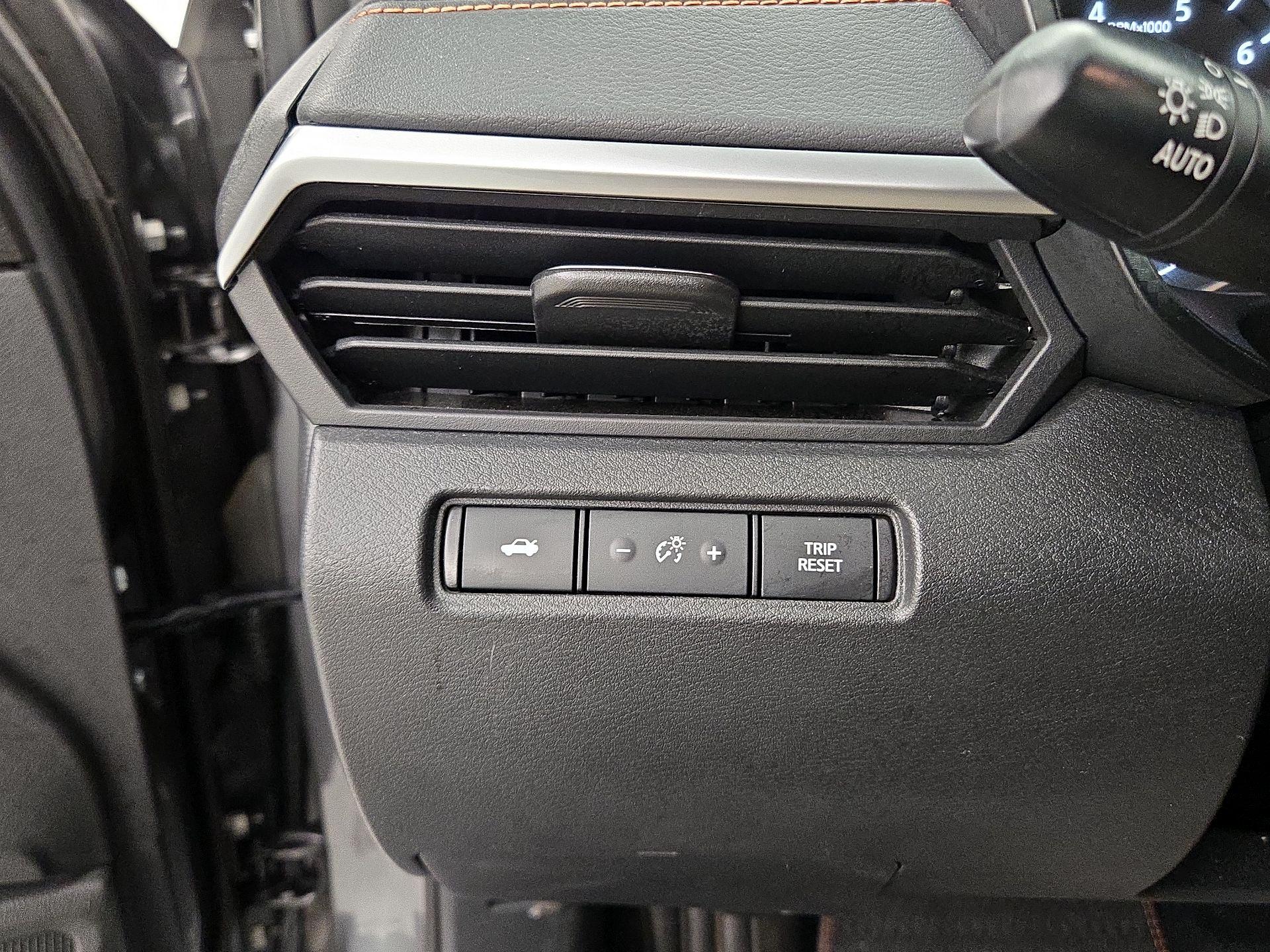 Thumbnail: 2022 Nissan Altima - 13