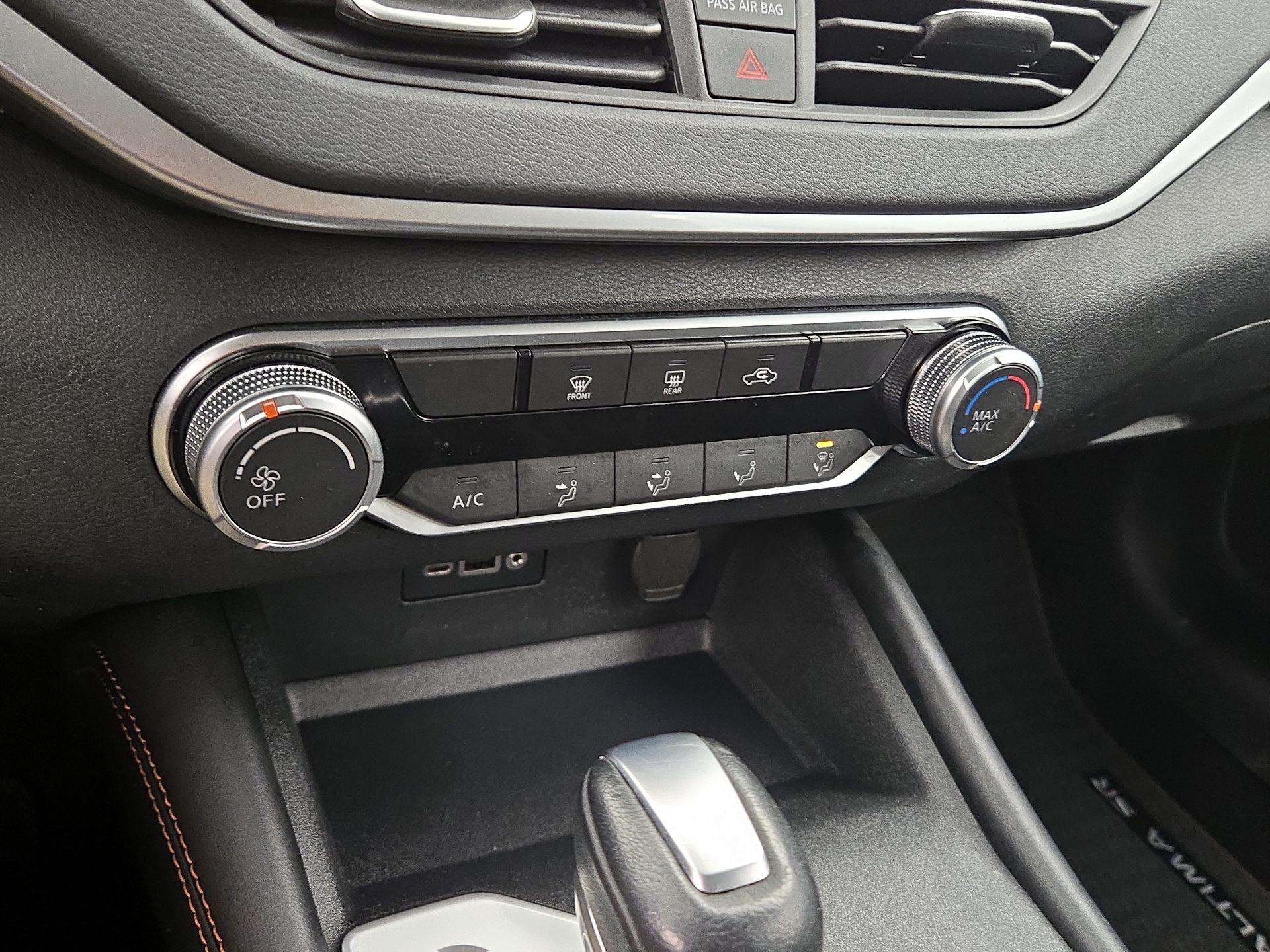 Thumbnail: 2022 Nissan Altima - 16