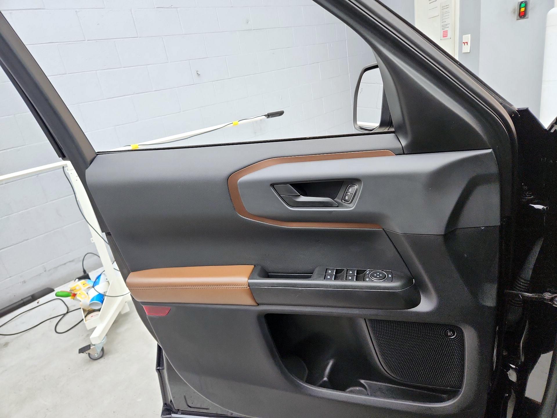 Thumbnail: 2022 Ford Bronco Sport - 12