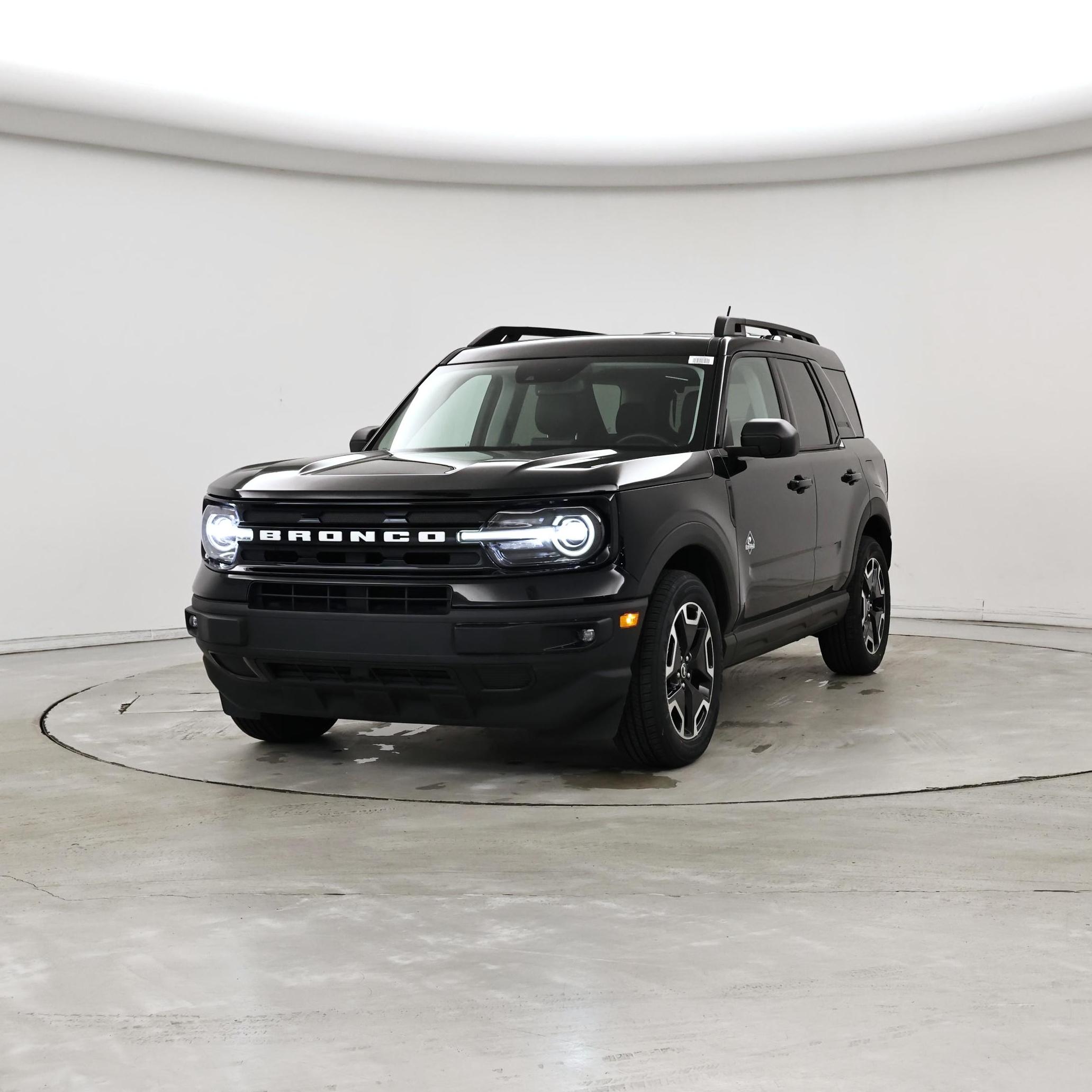 Thumbnail: 2022 Ford Bronco Sport - 4