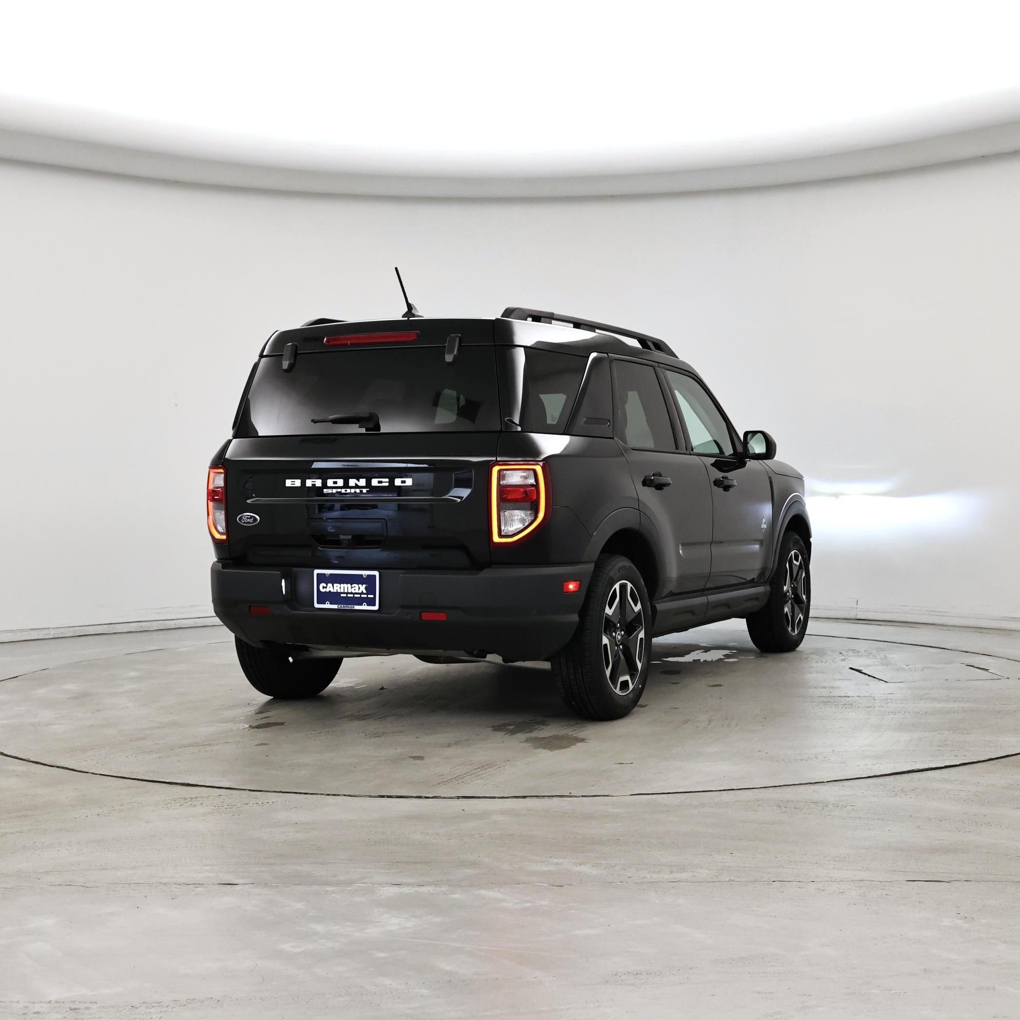 Thumbnail: 2022 Ford Bronco Sport - 8