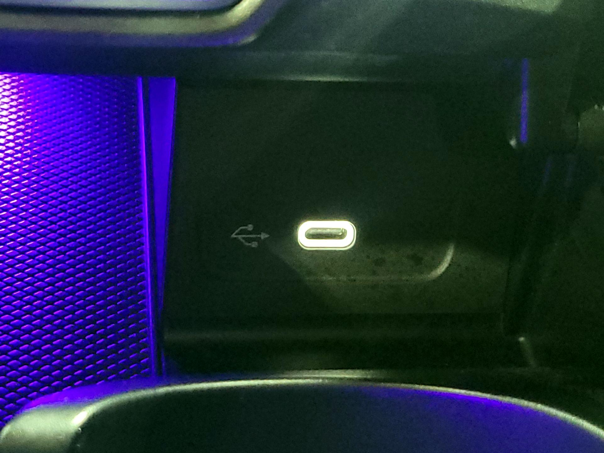 Thumbnail: 2022 Mercedes-Benz C-Class - 19