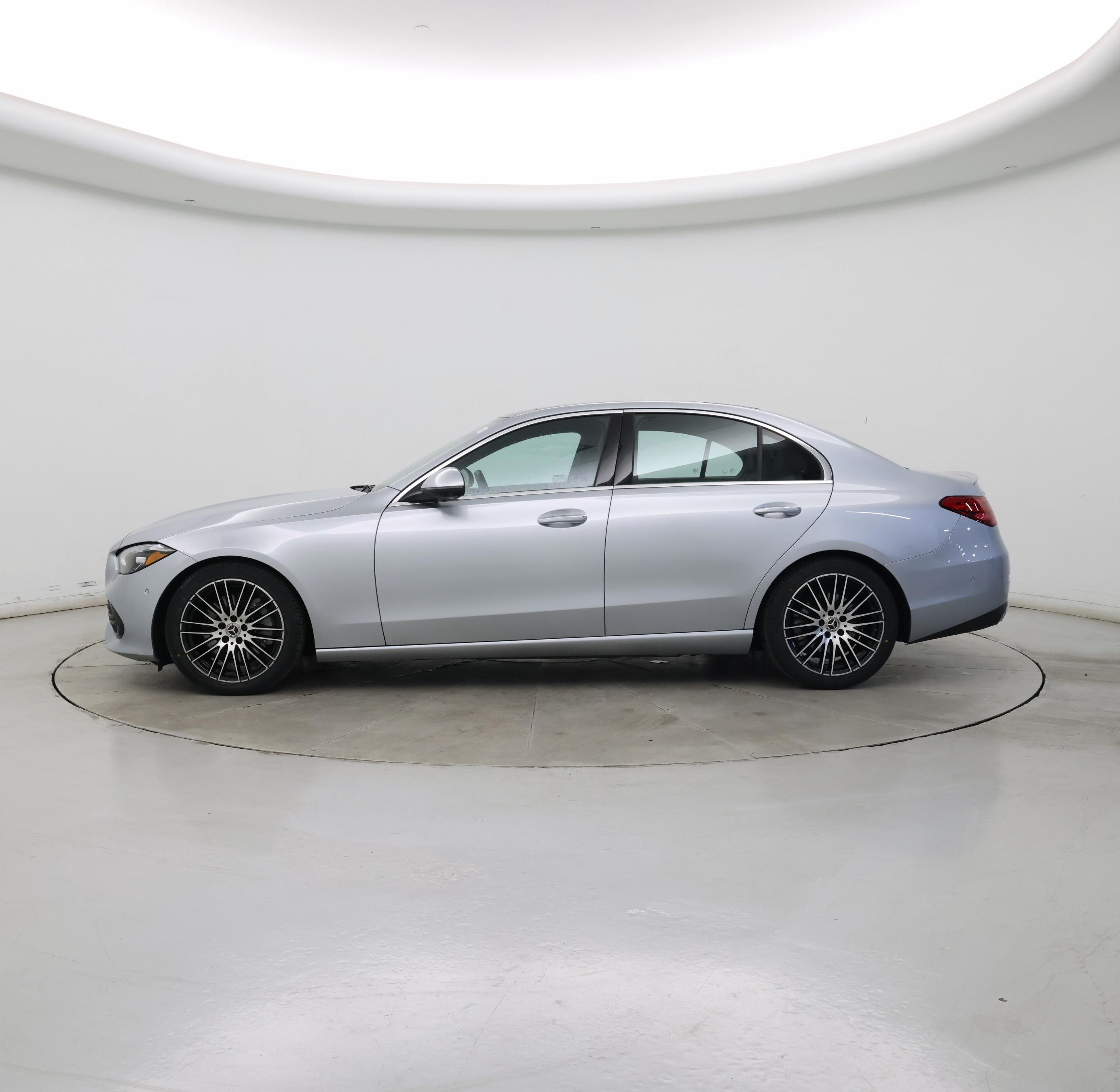 Thumbnail: 2022 Mercedes-Benz C-Class - 3