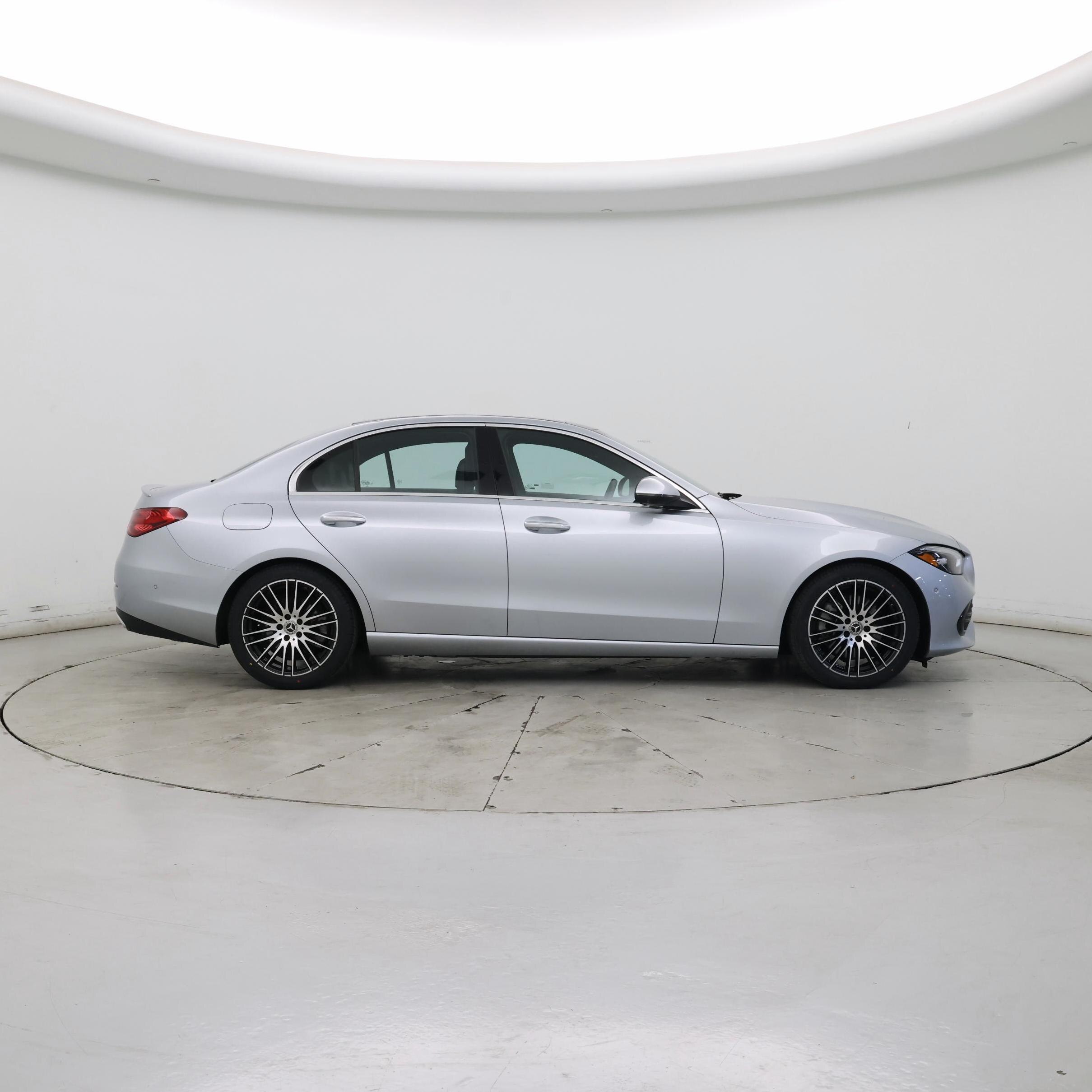 Thumbnail: 2022 Mercedes-Benz C-Class - 7