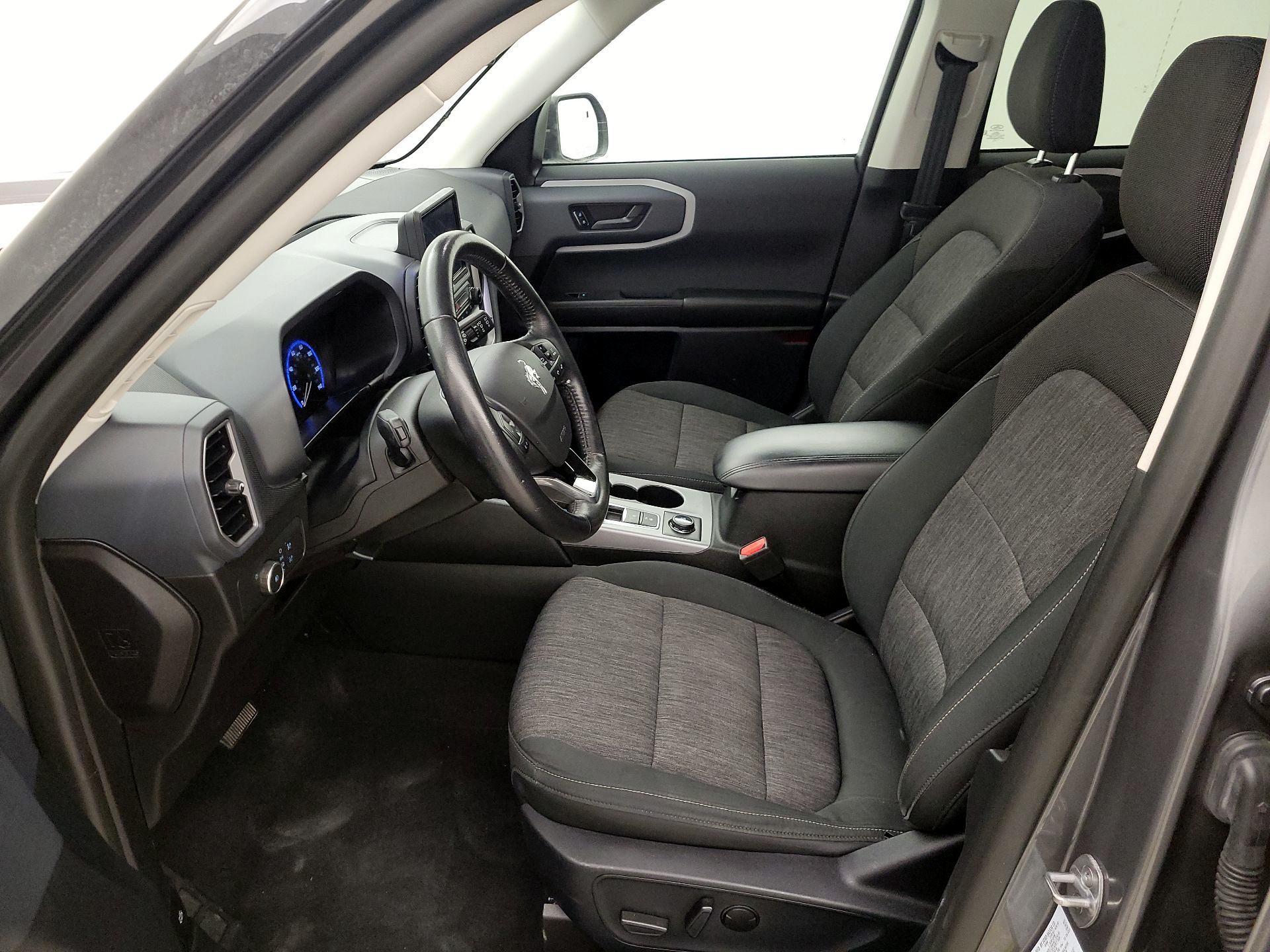 Thumbnail: 2022 Ford Bronco Sport - 11