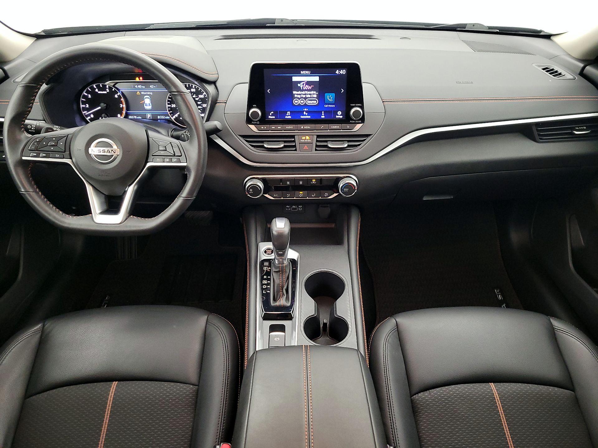 Thumbnail: 2022 Nissan Altima - 9