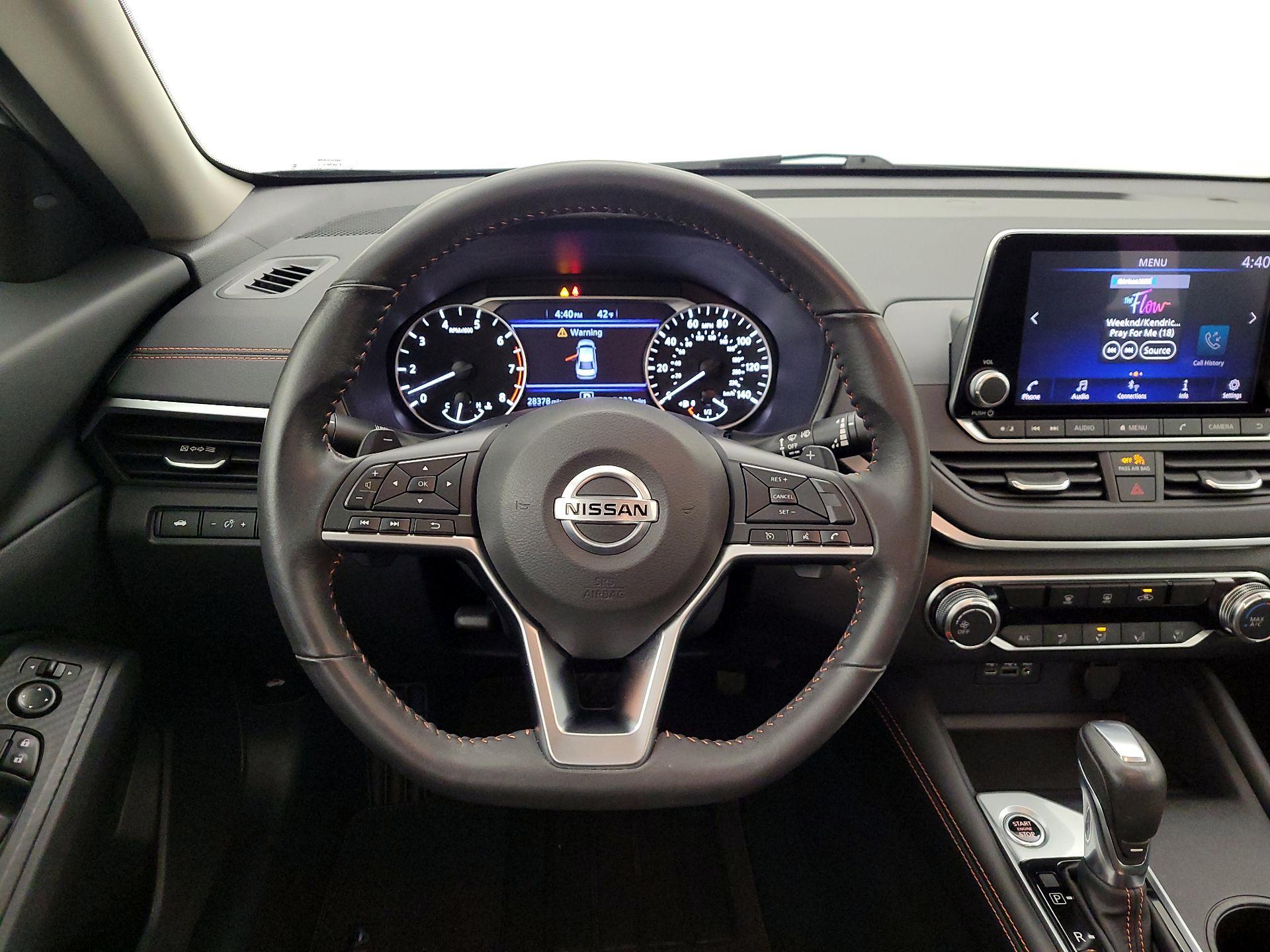 Thumbnail: 2022 Nissan Altima - 10