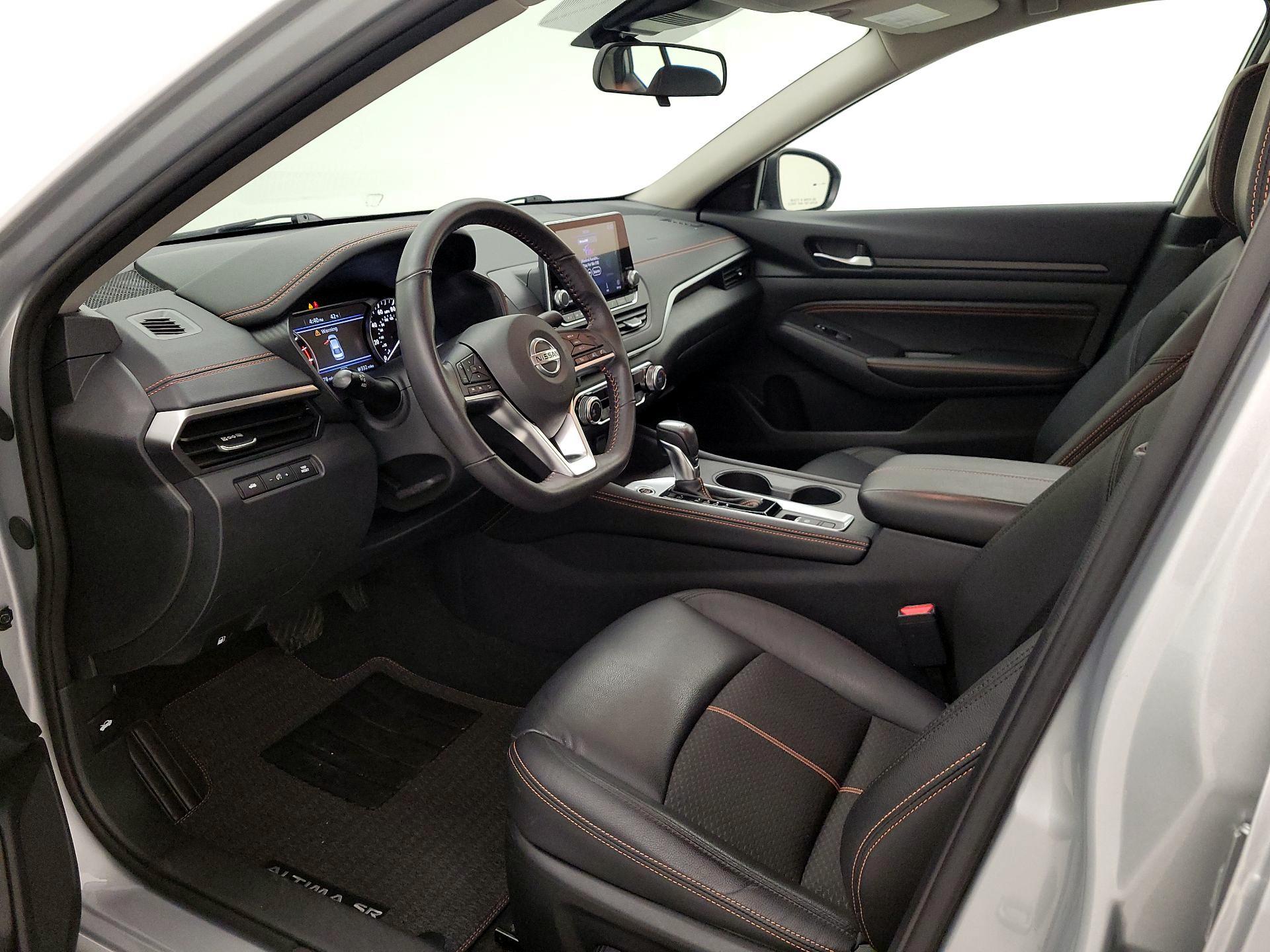 Thumbnail: 2022 Nissan Altima - 11