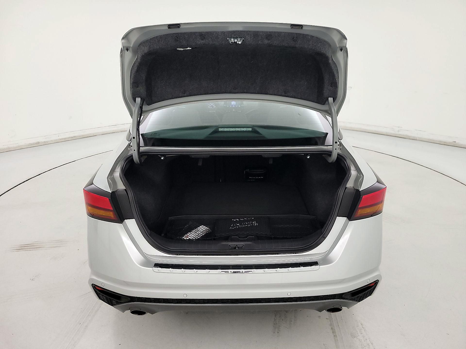 Thumbnail: 2022 Nissan Altima - 20