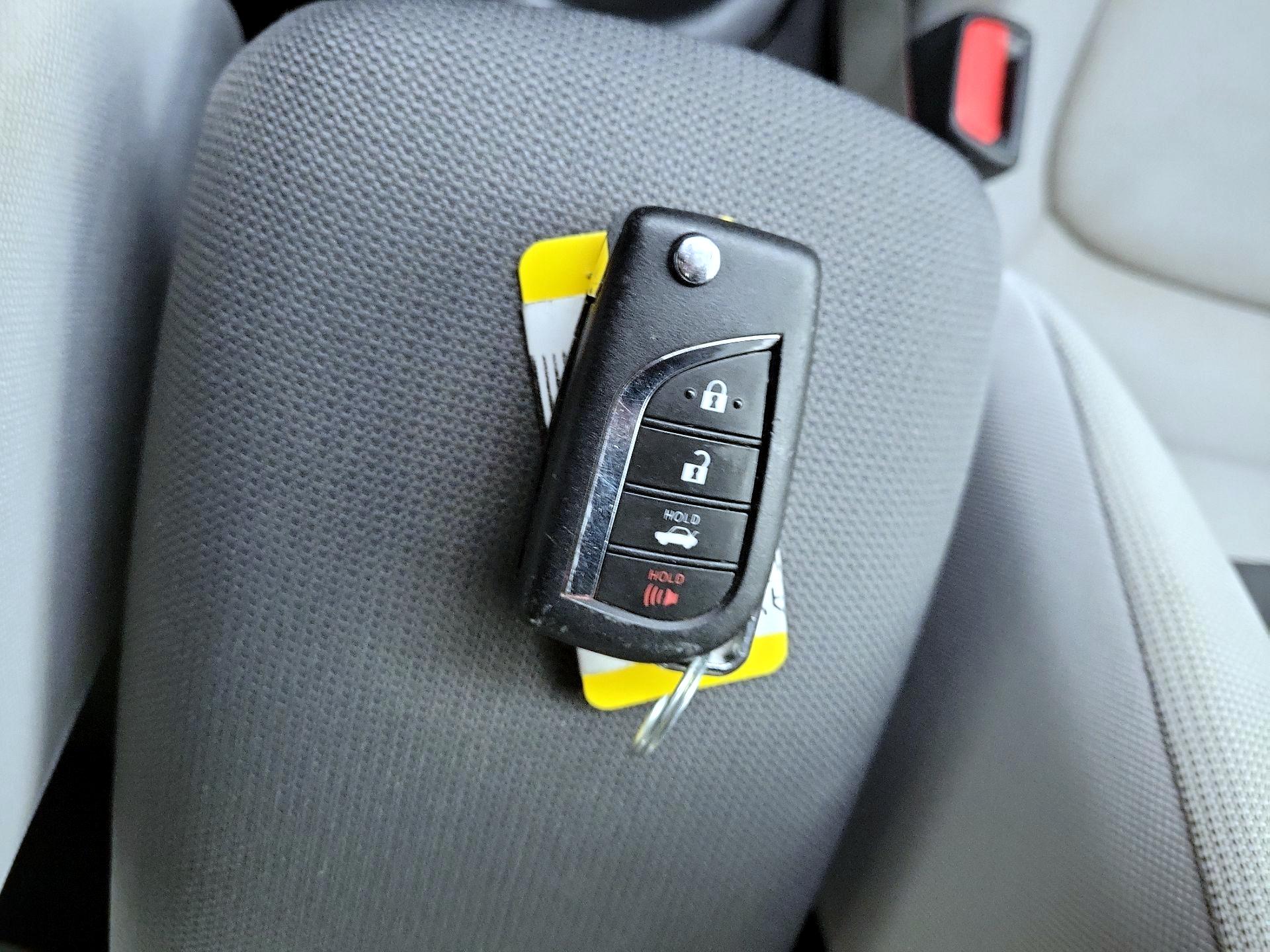 Thumbnail: 2021 Toyota Corolla - 20