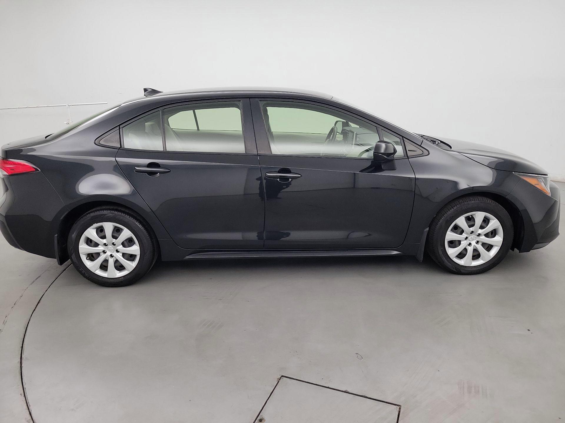 Thumbnail: 2021 Toyota Corolla - 4